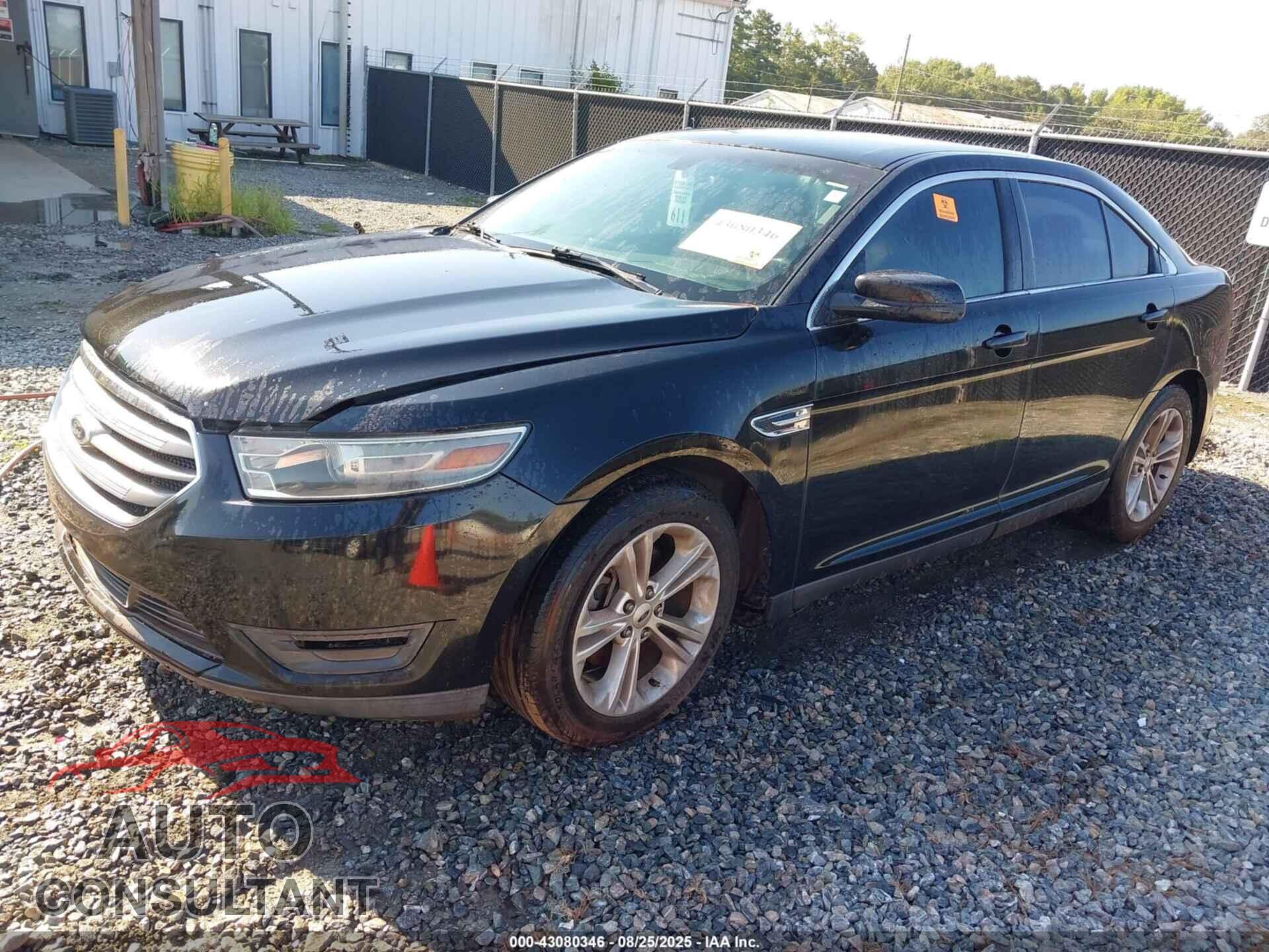 FORD TAURUS 2013 - 1FAHP2E85DG181821
