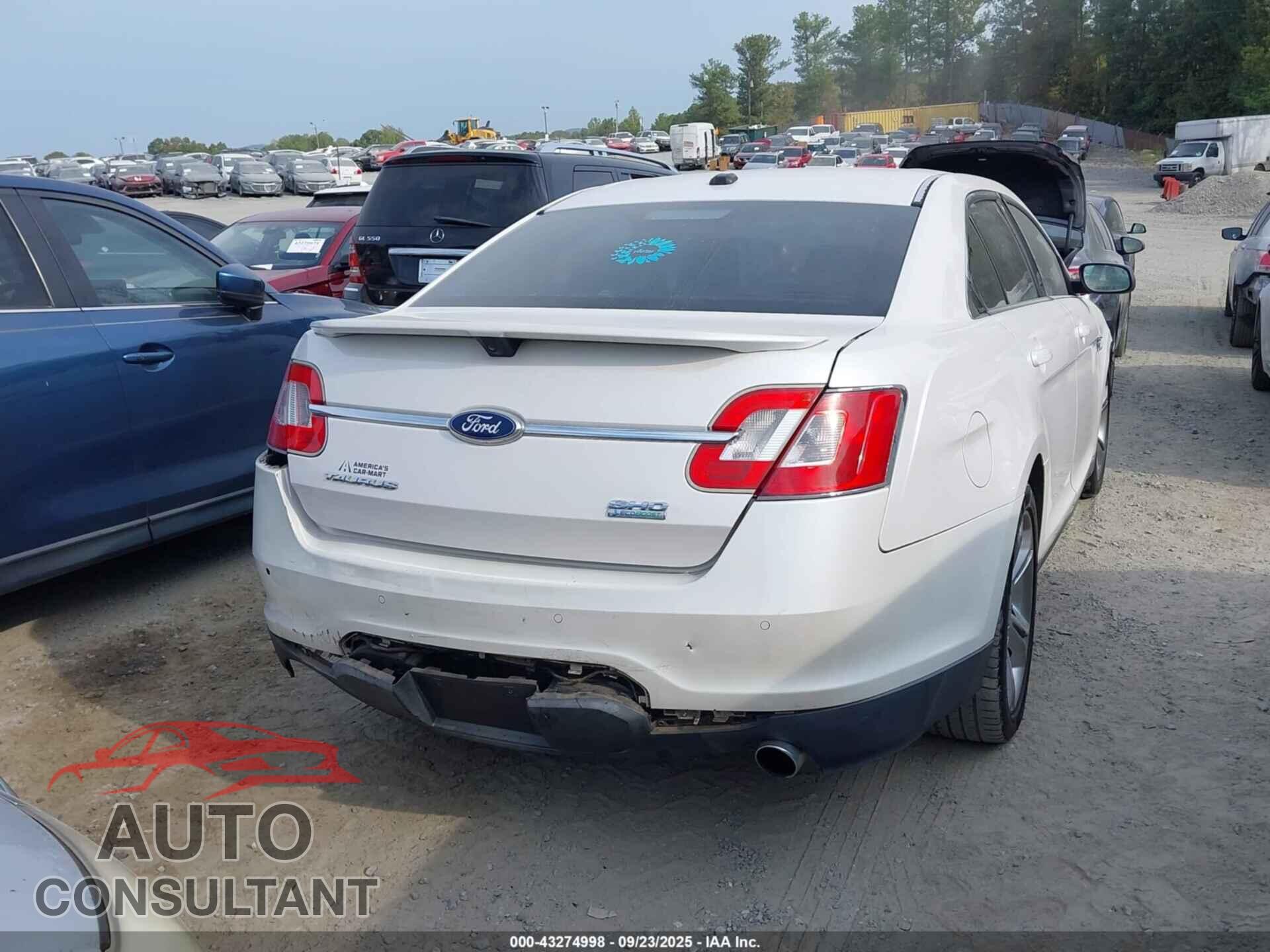 FORD TAURUS 2011 - 1FAHP2KT1BG134808