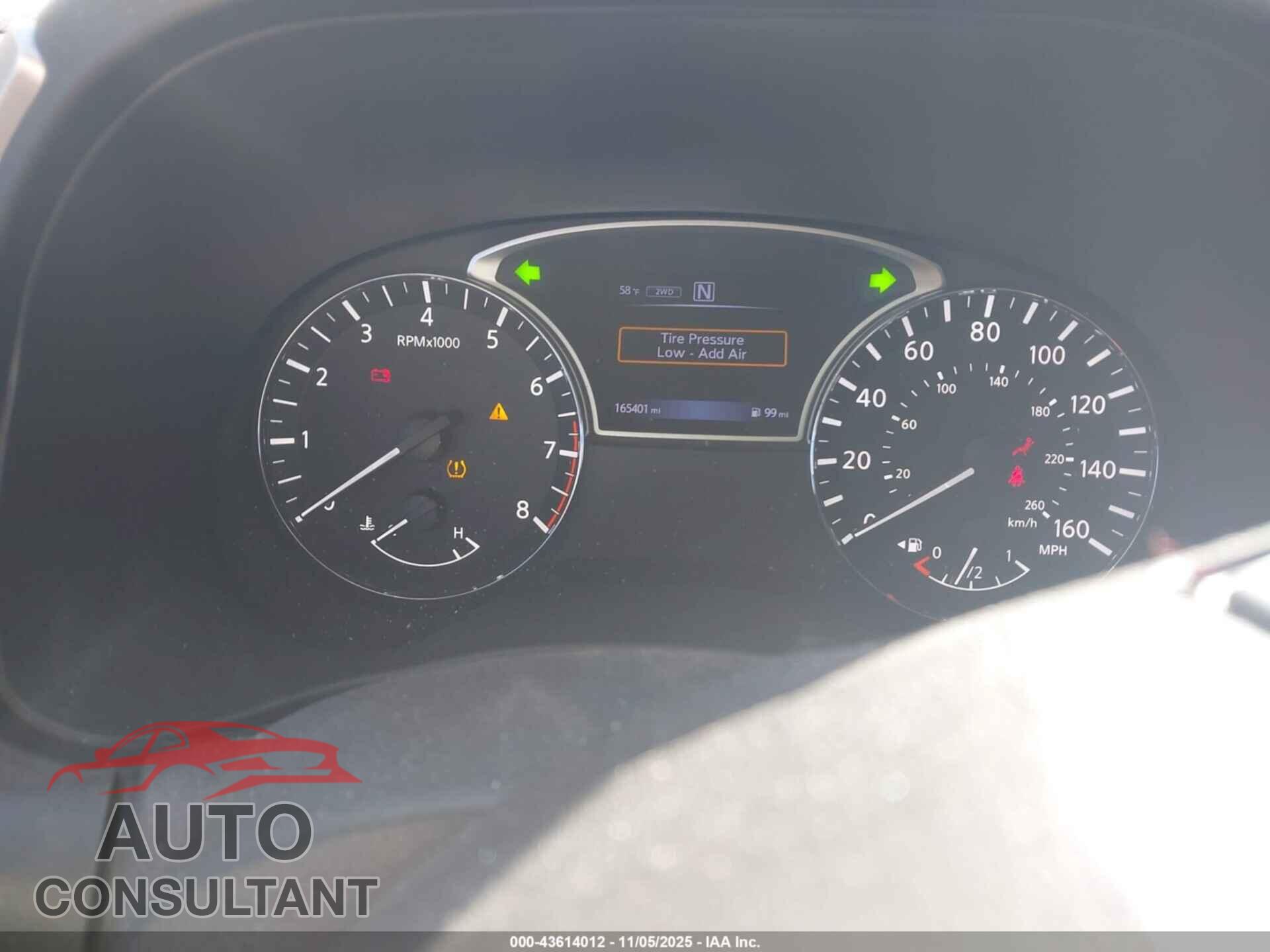 NISSAN PATHFINDER 2017 - 5N1DR2MM0HC683839