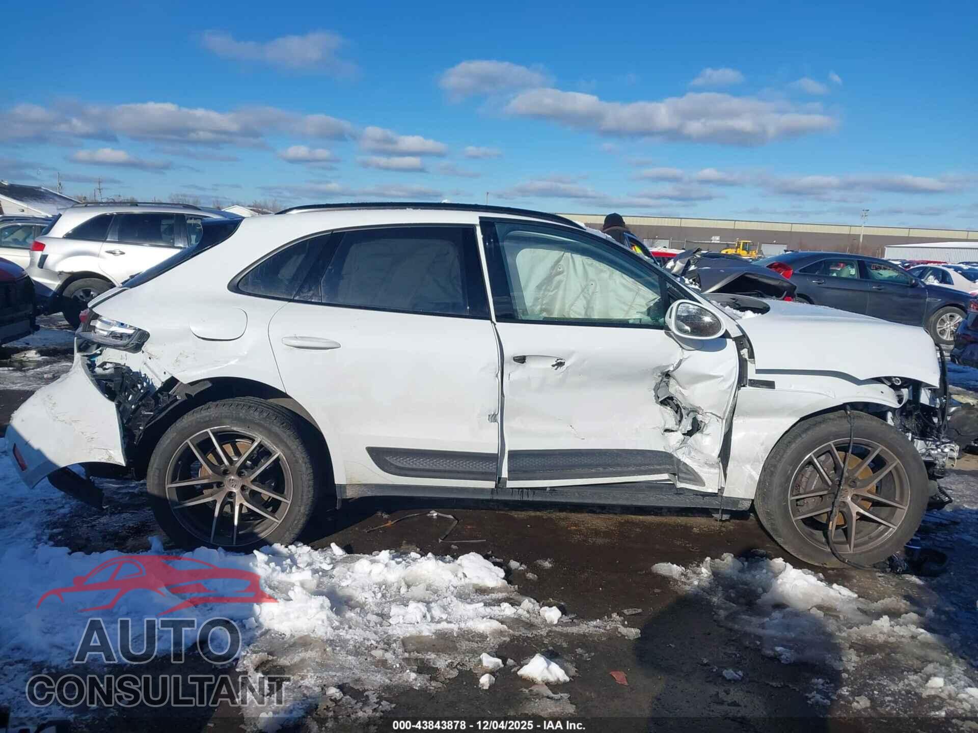 PORSCHE MACAN 2022 - WP1AA2A54NLB08357