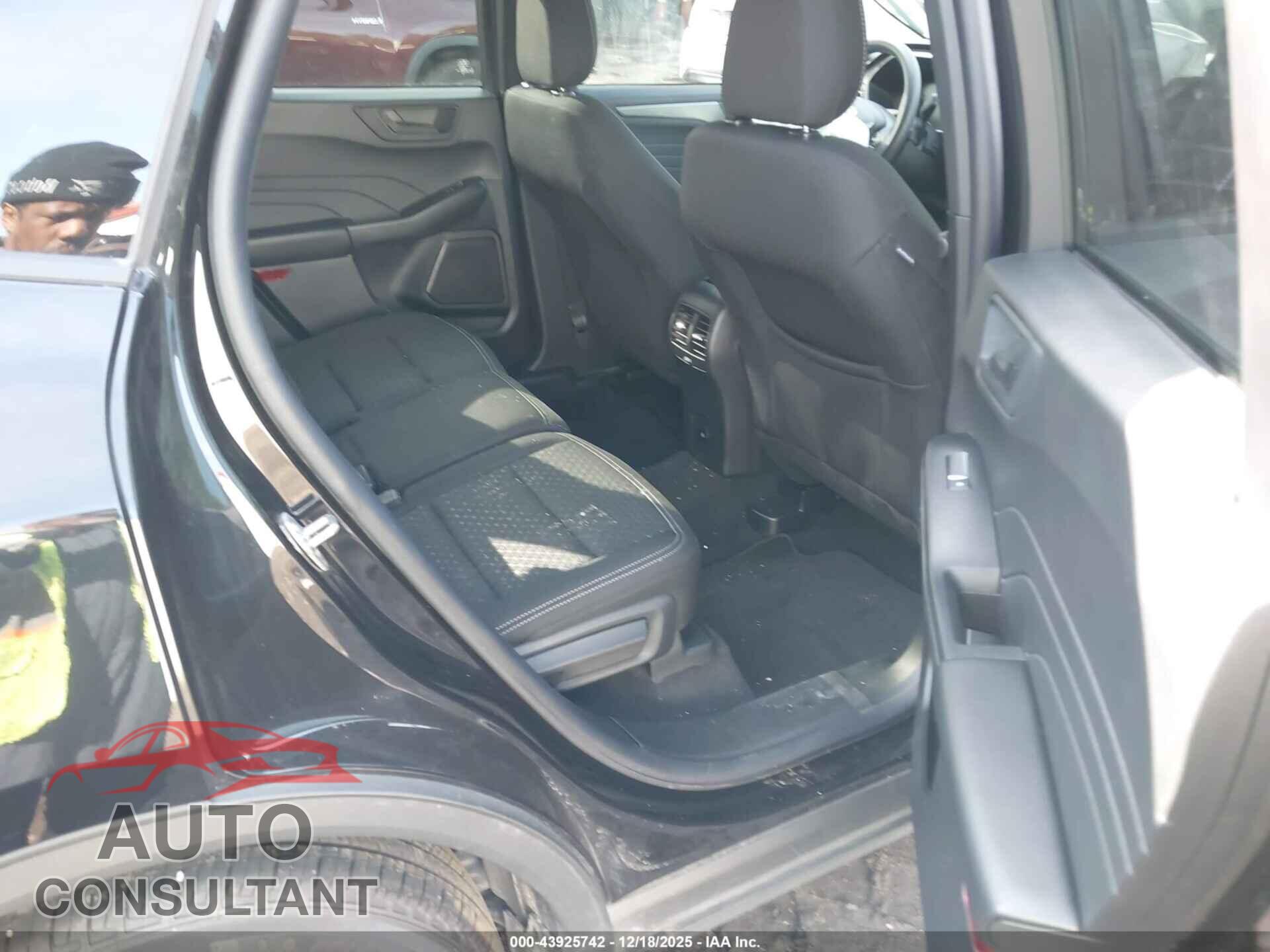 FORD ESCAPE 2025 - 1FMCU0GN2SUB14950
