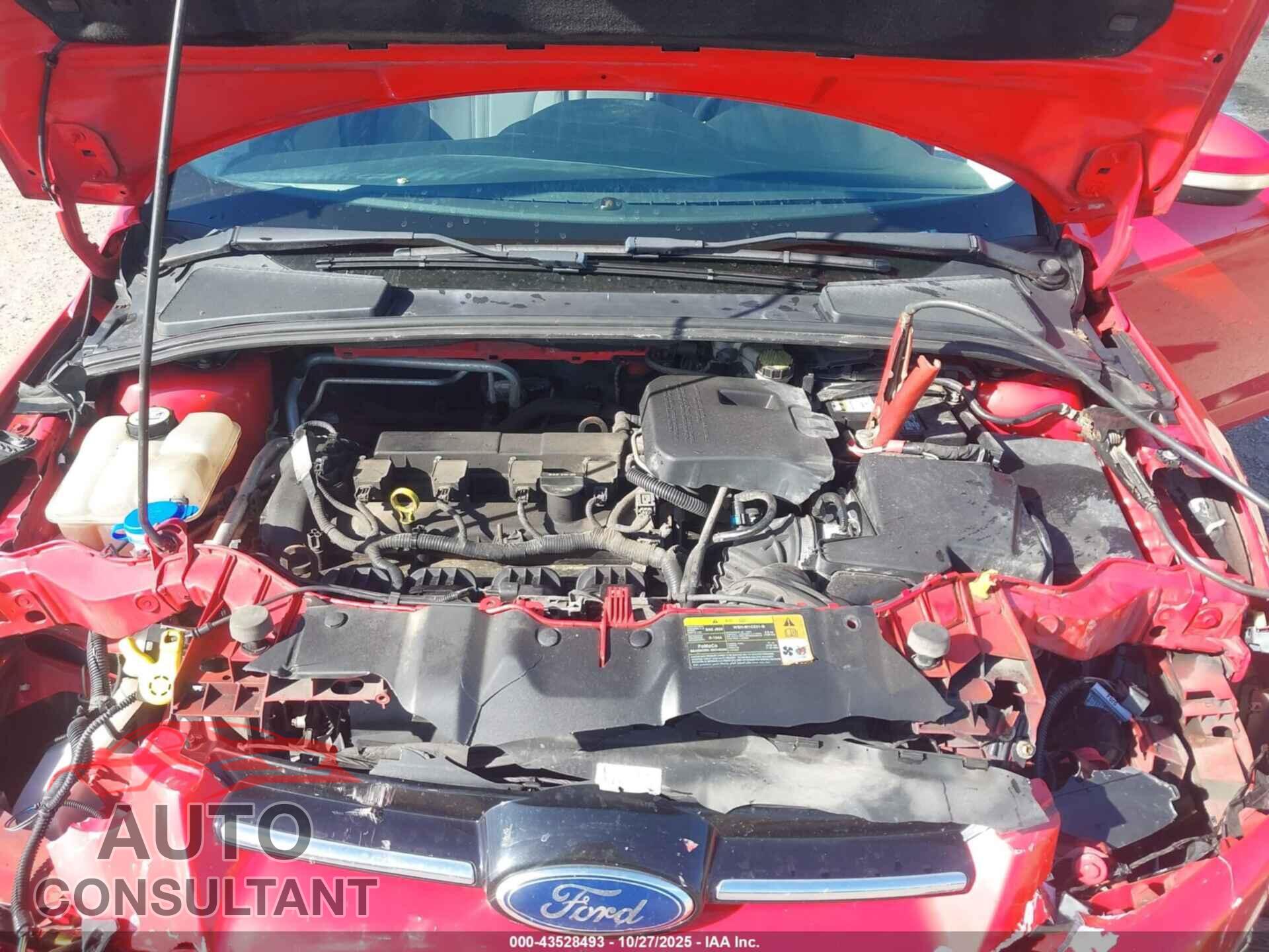 FORD FOCUS 2012 - 1FAHP3H22CL209769