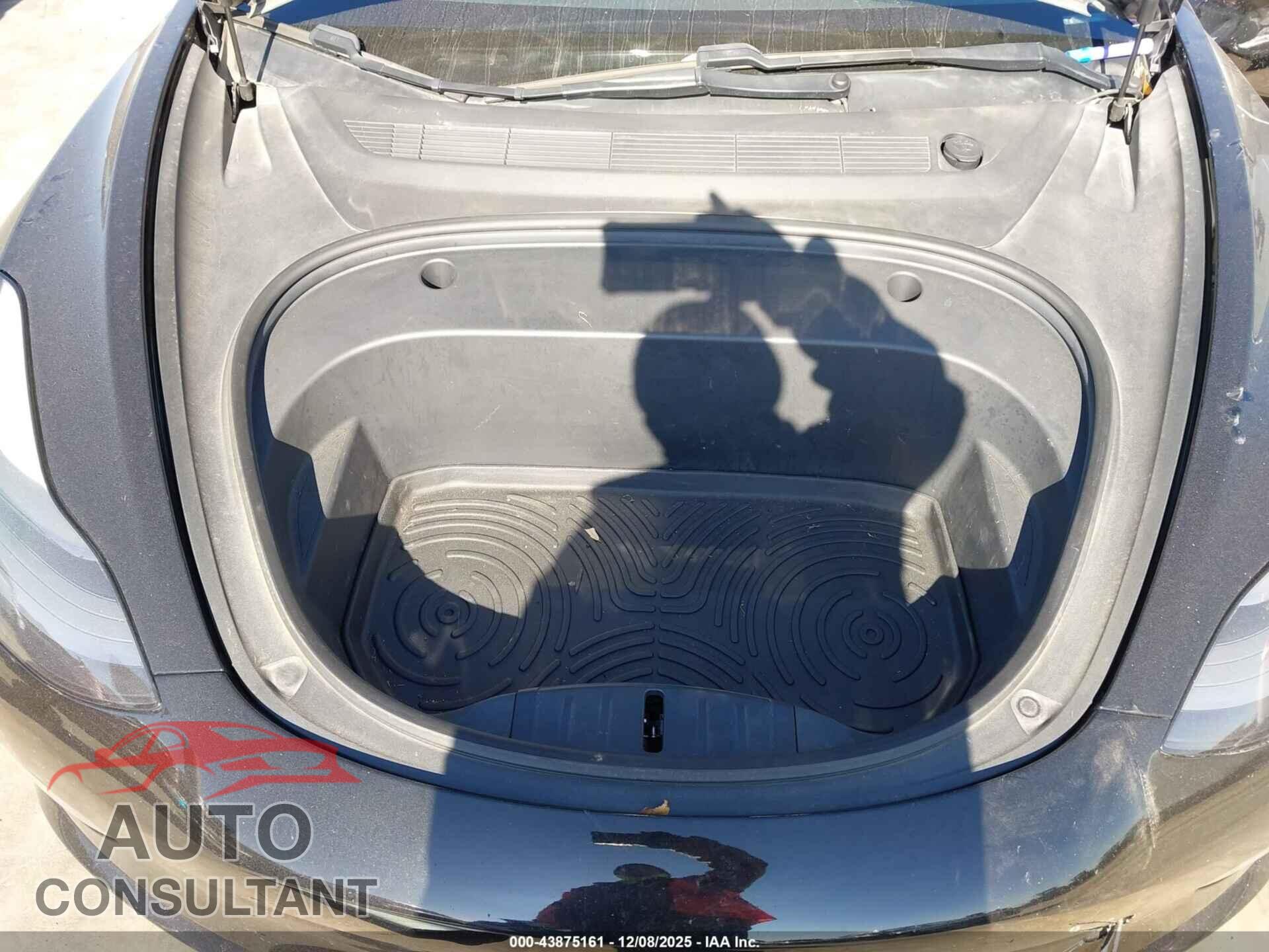 TESLA MODEL 3 2021 - 5YJ3E1EB4MF013243