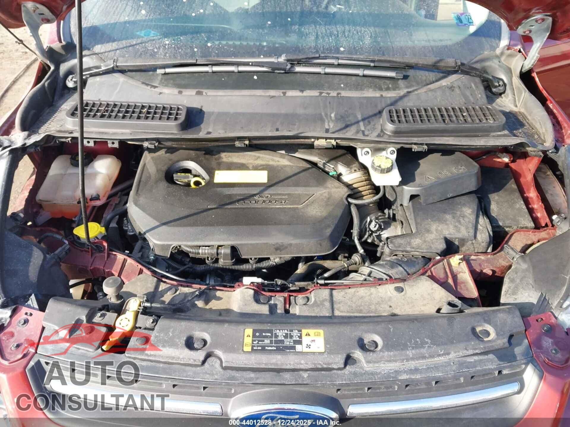 FORD ESCAPE 2015 - 1FMCU0GX1FUC58111