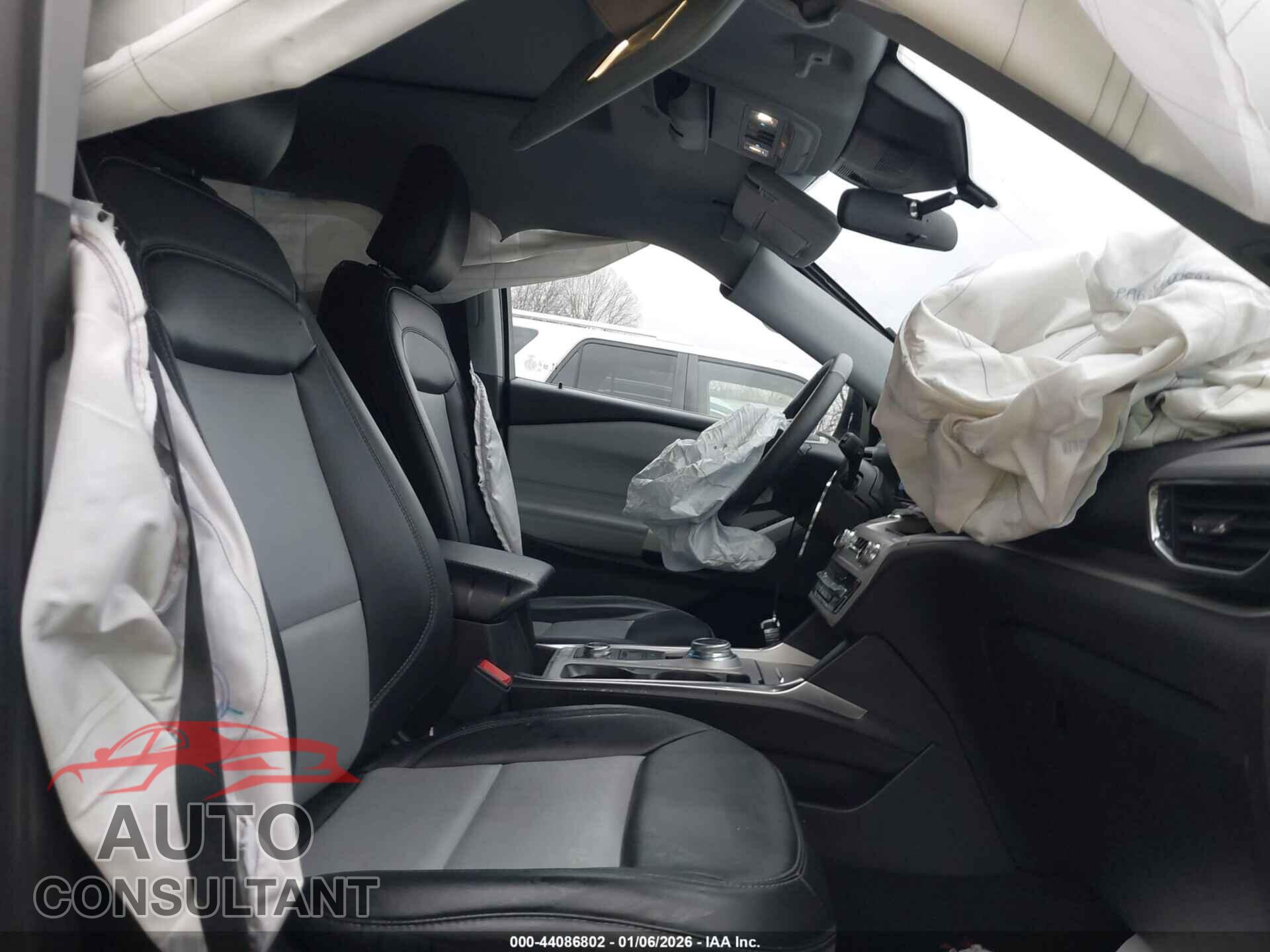 FORD EXPLORER 2024 - 1FMSK8DH4RGA08555