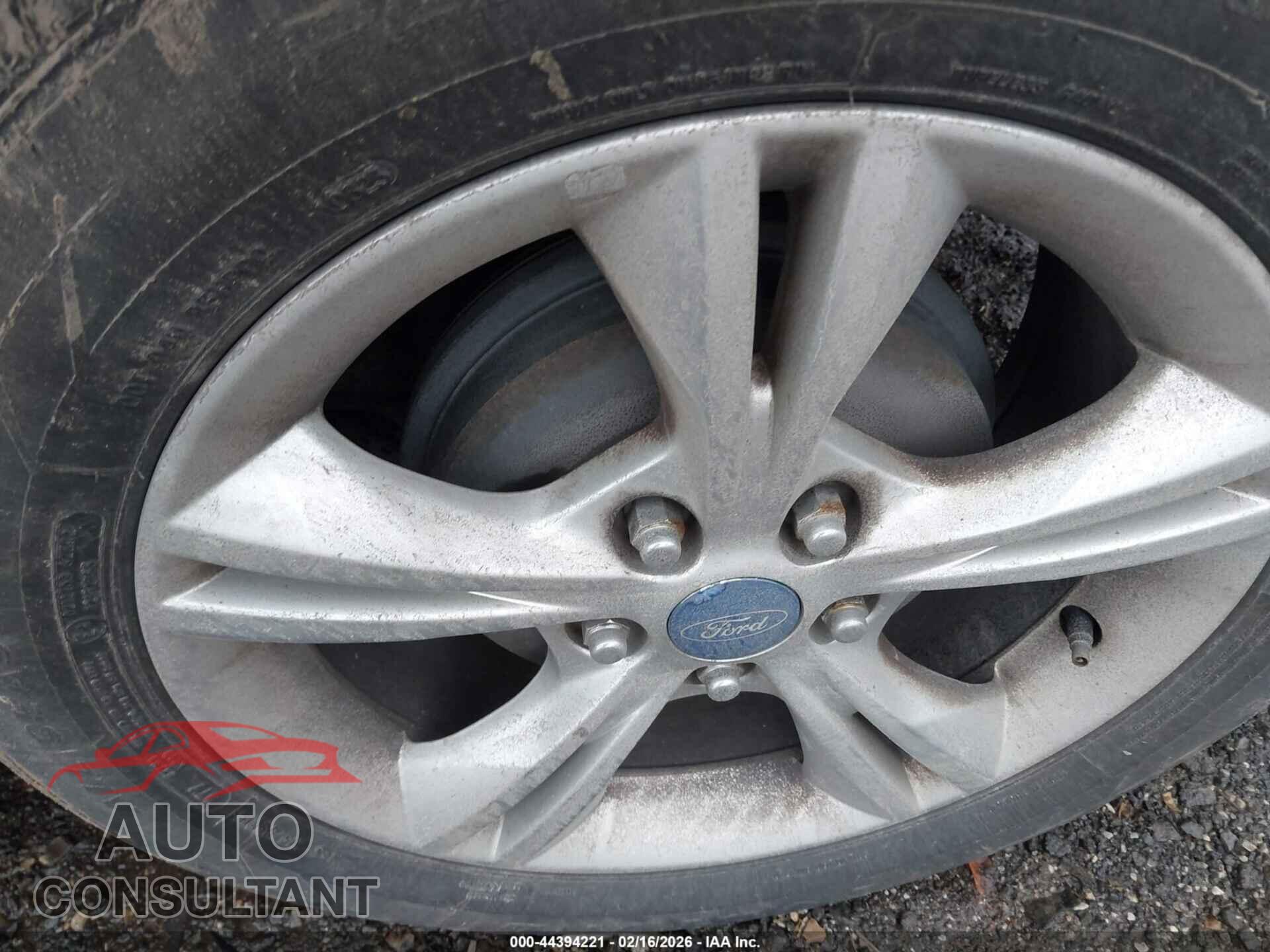 FORD FOCUS 2013 - 1FADP3F23DL269398