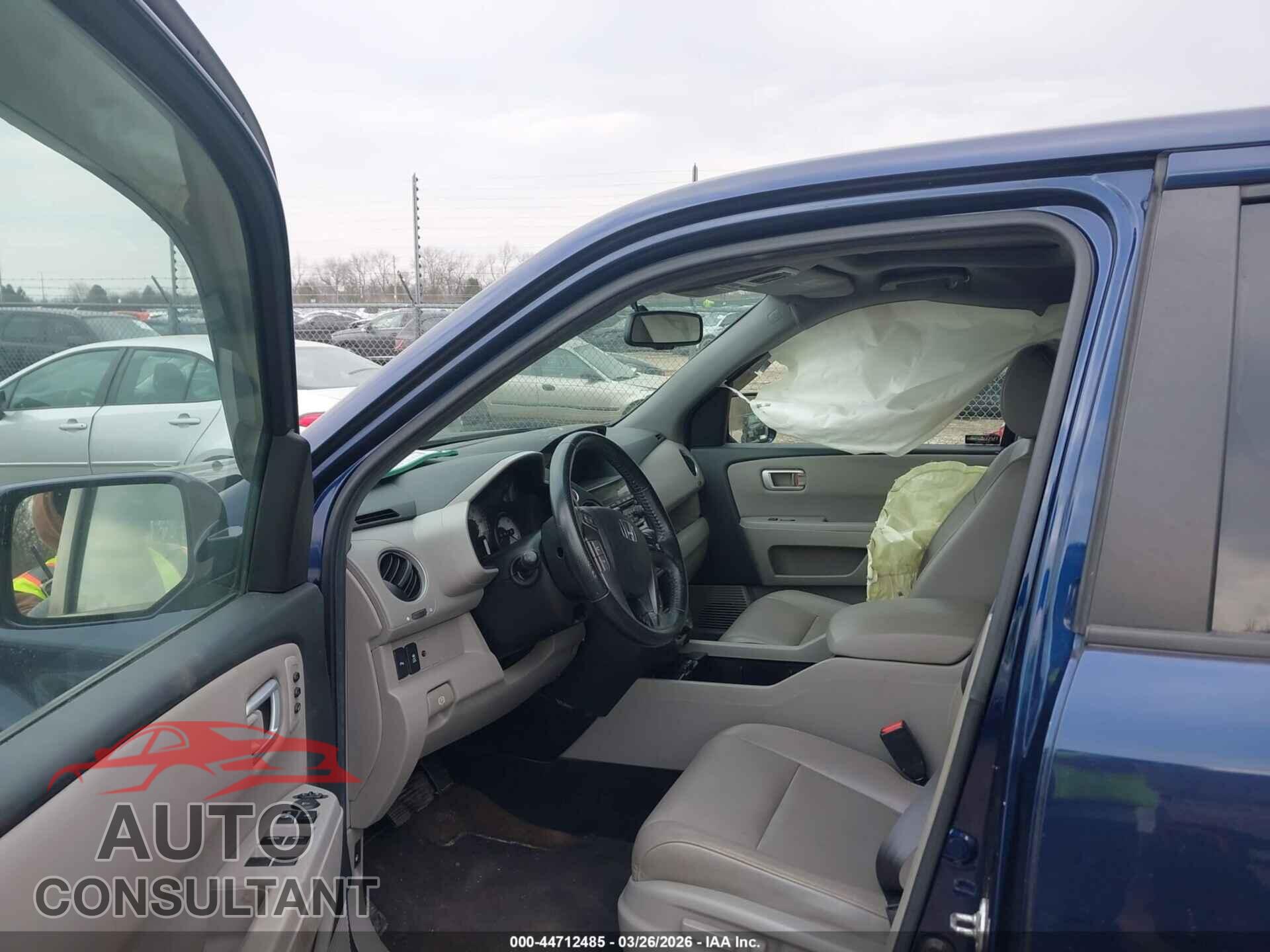 HONDA PILOT 2013 - 5FNYF4H99DB053430