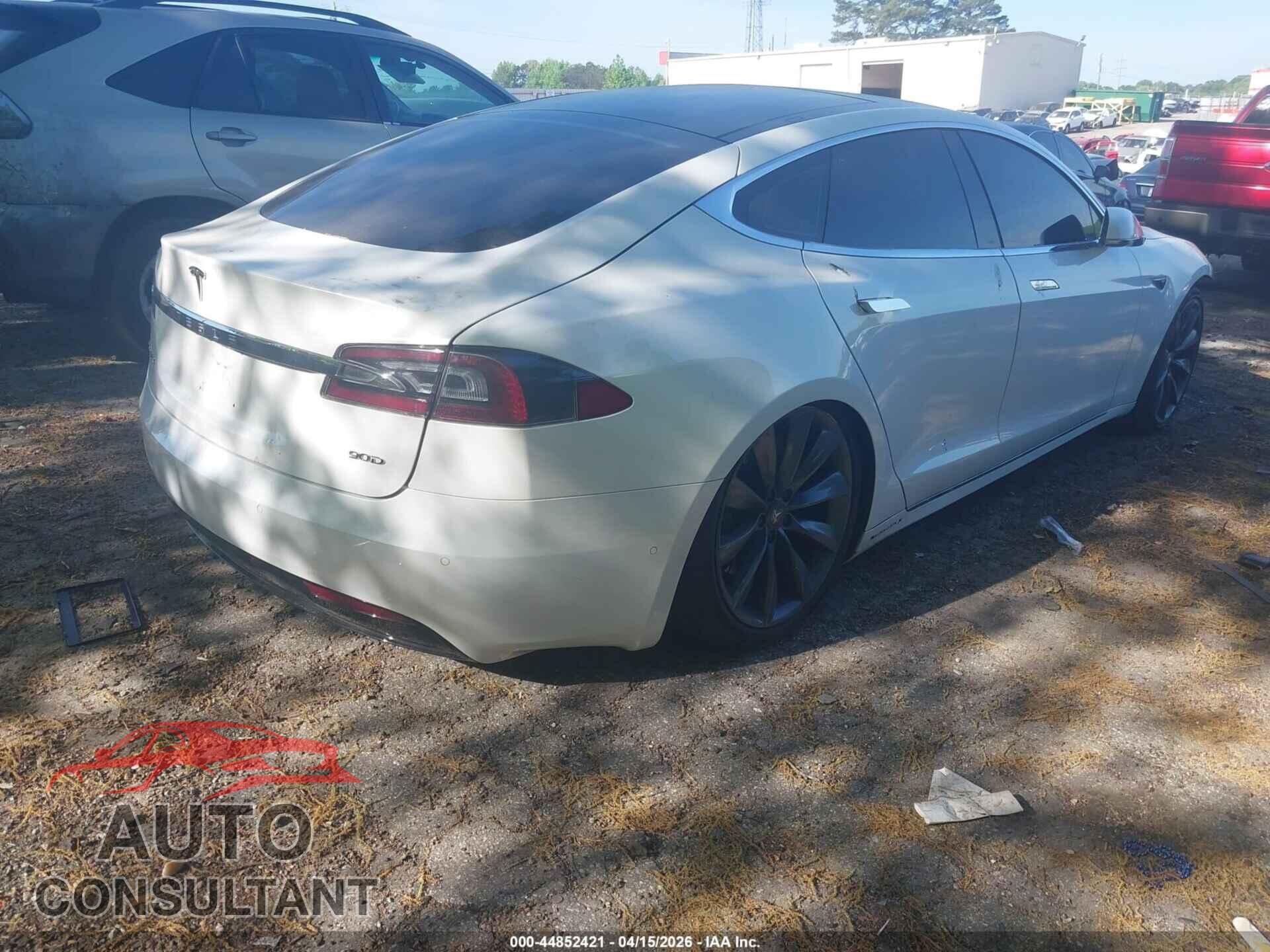 TESLA MODEL S 2016 - 5YJSA1E26GF138062