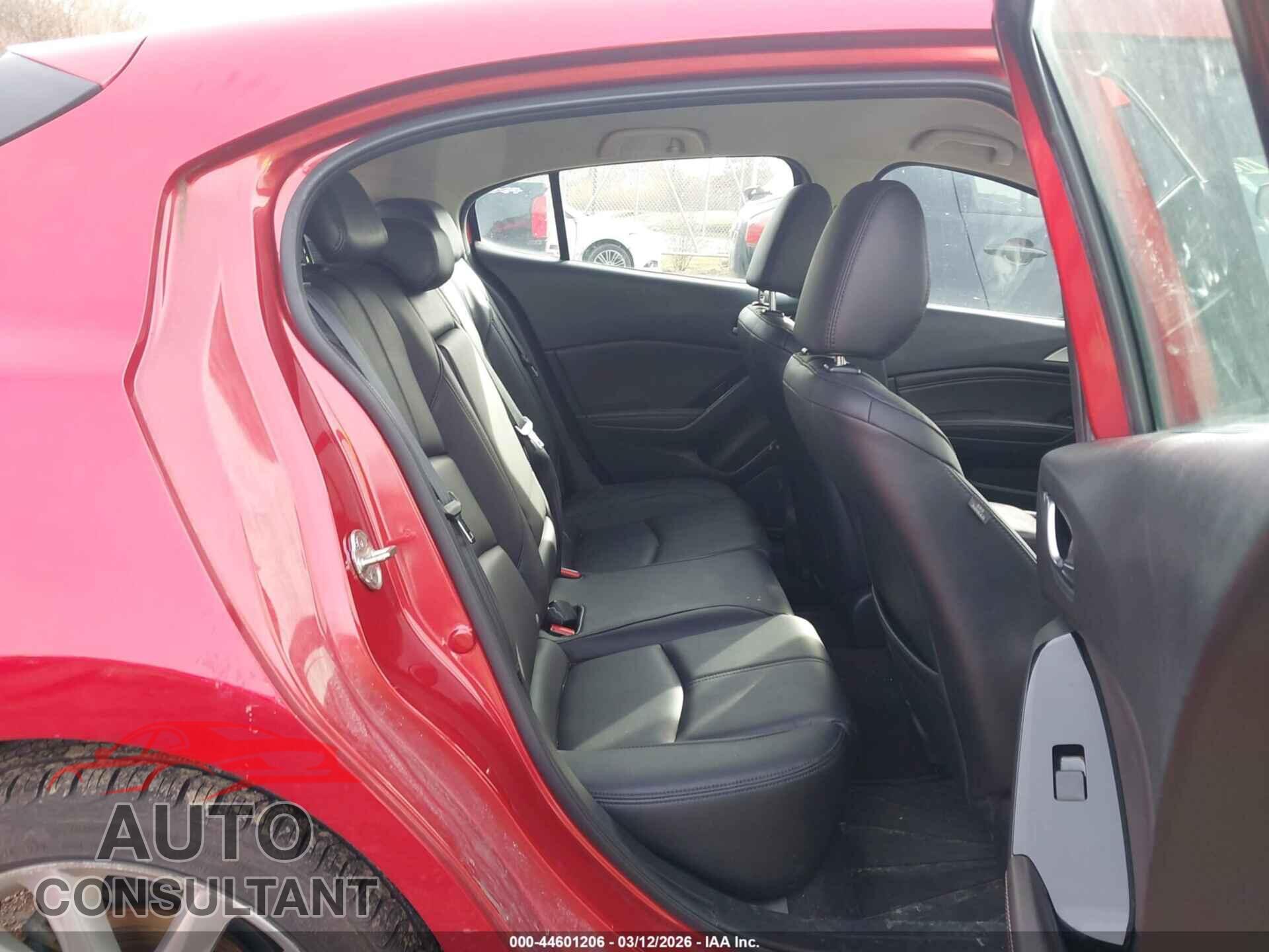 MAZDA MAZDA3 2017 - 3MZBN1L70HM118032
