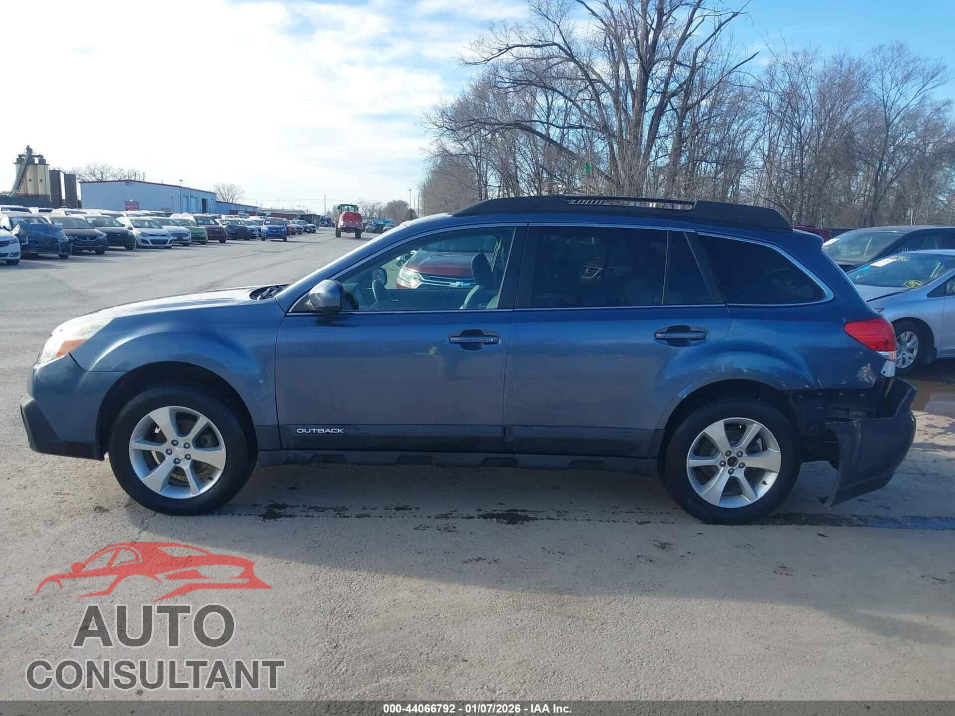 SUBARU OUTBACK 2013 - 4S4BRBKC2D3258232