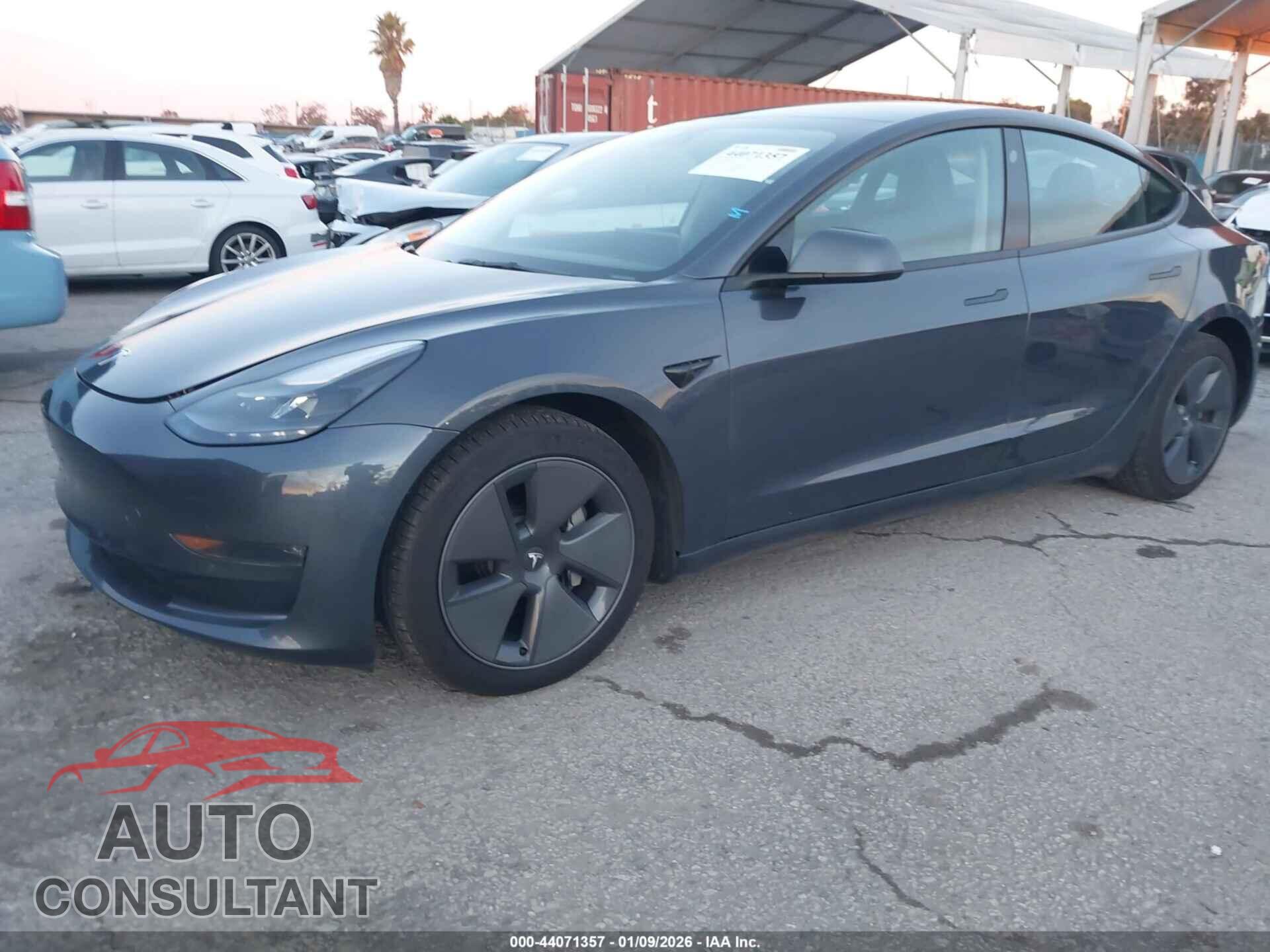 TESLA MODEL 3 2022 - 5YJ3E1EB2NF334148