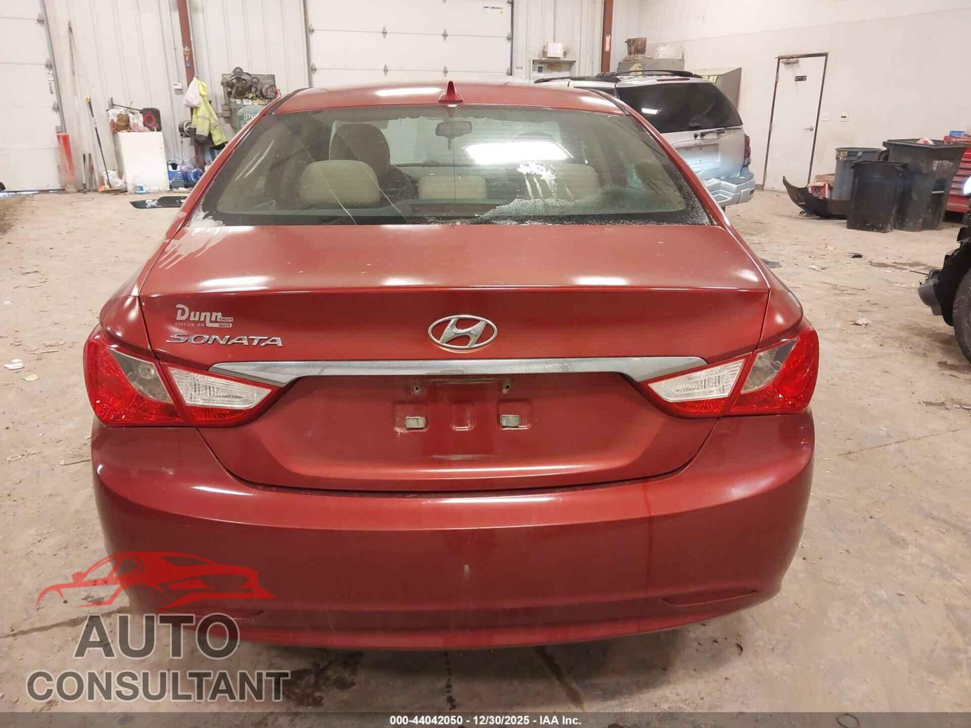 HYUNDAI SONATA 2012 - 5NPEB4AC9CH418905