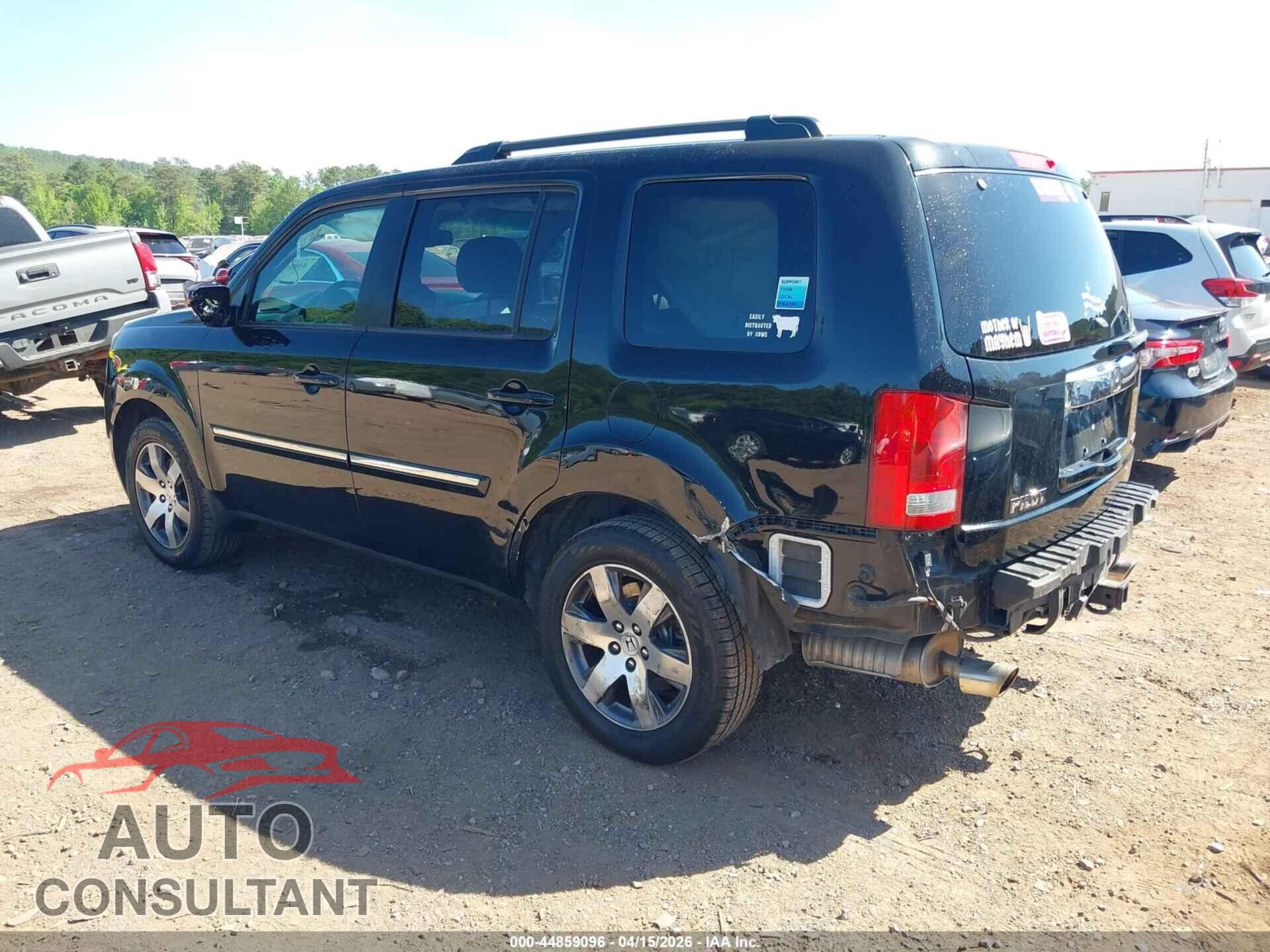HONDA PILOT 2015 - 5FNYF3H96FB013710