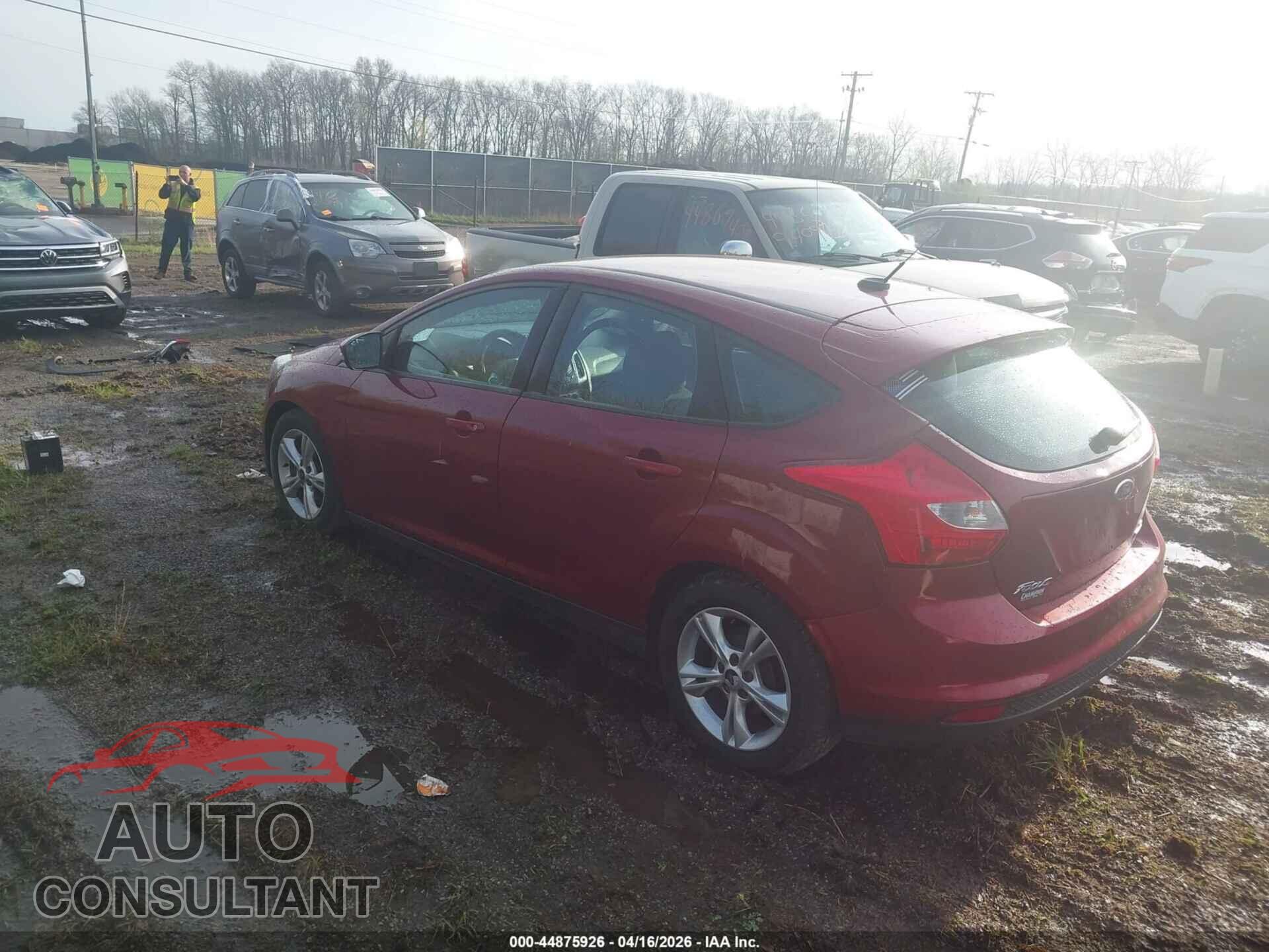 FORD FOCUS 2014 - 1FADP3K28EL269596