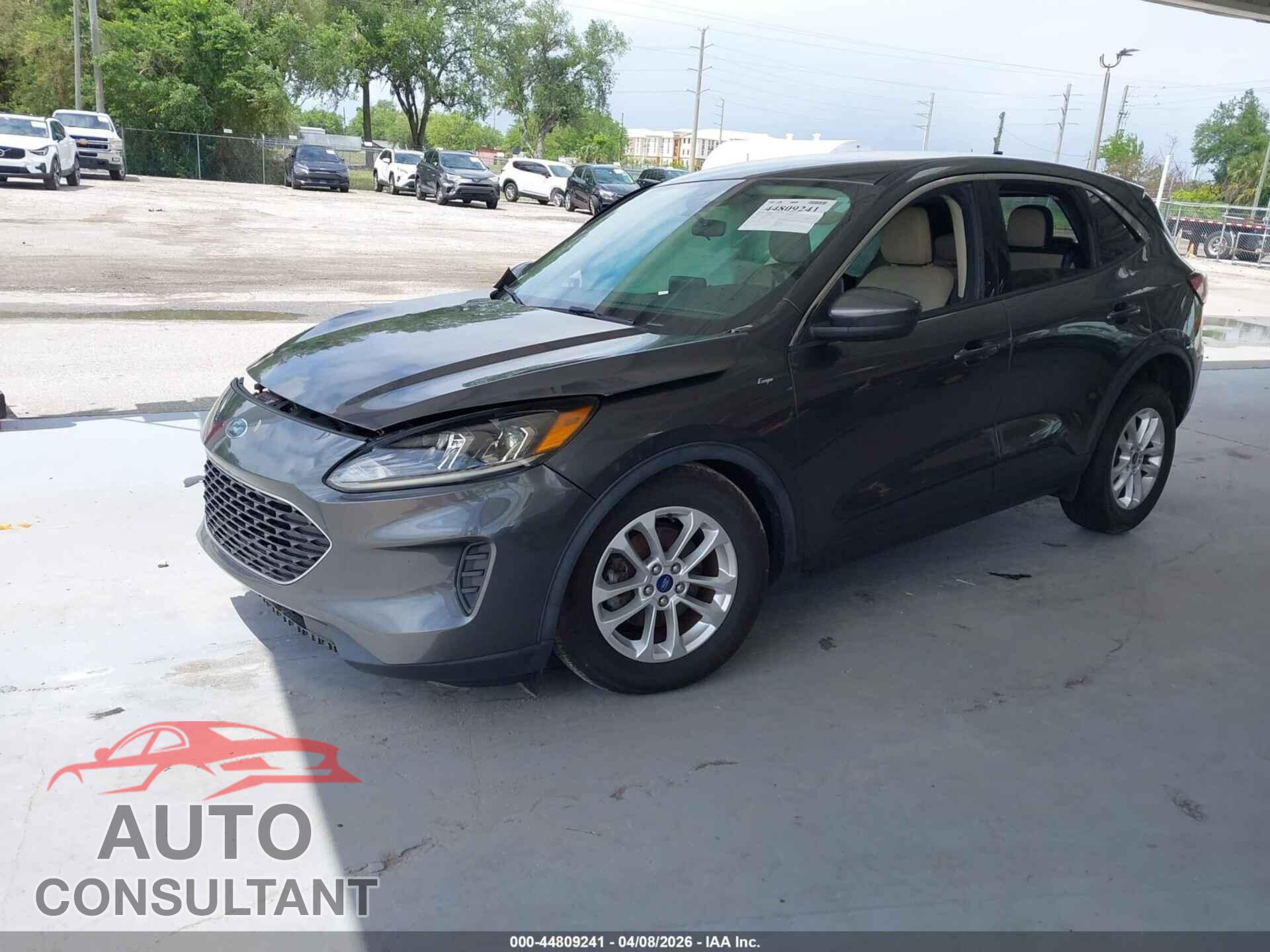 FORD ESCAPE 2020 - 1FMCU0G68LUA24373