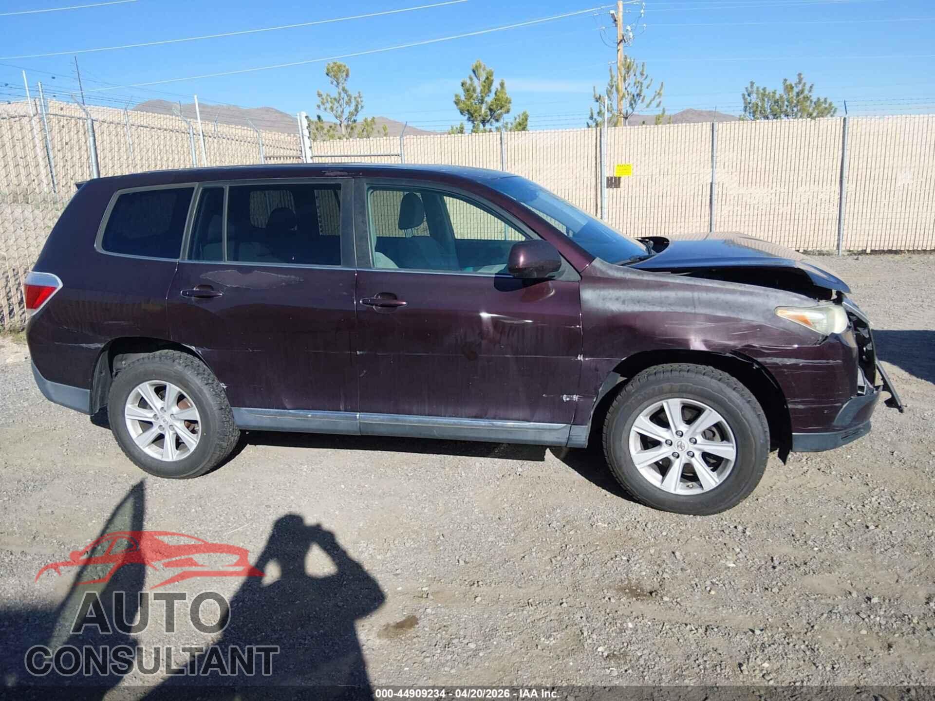 TOYOTA HIGHLANDER 2013 - 5TDBK3EHXDS210501