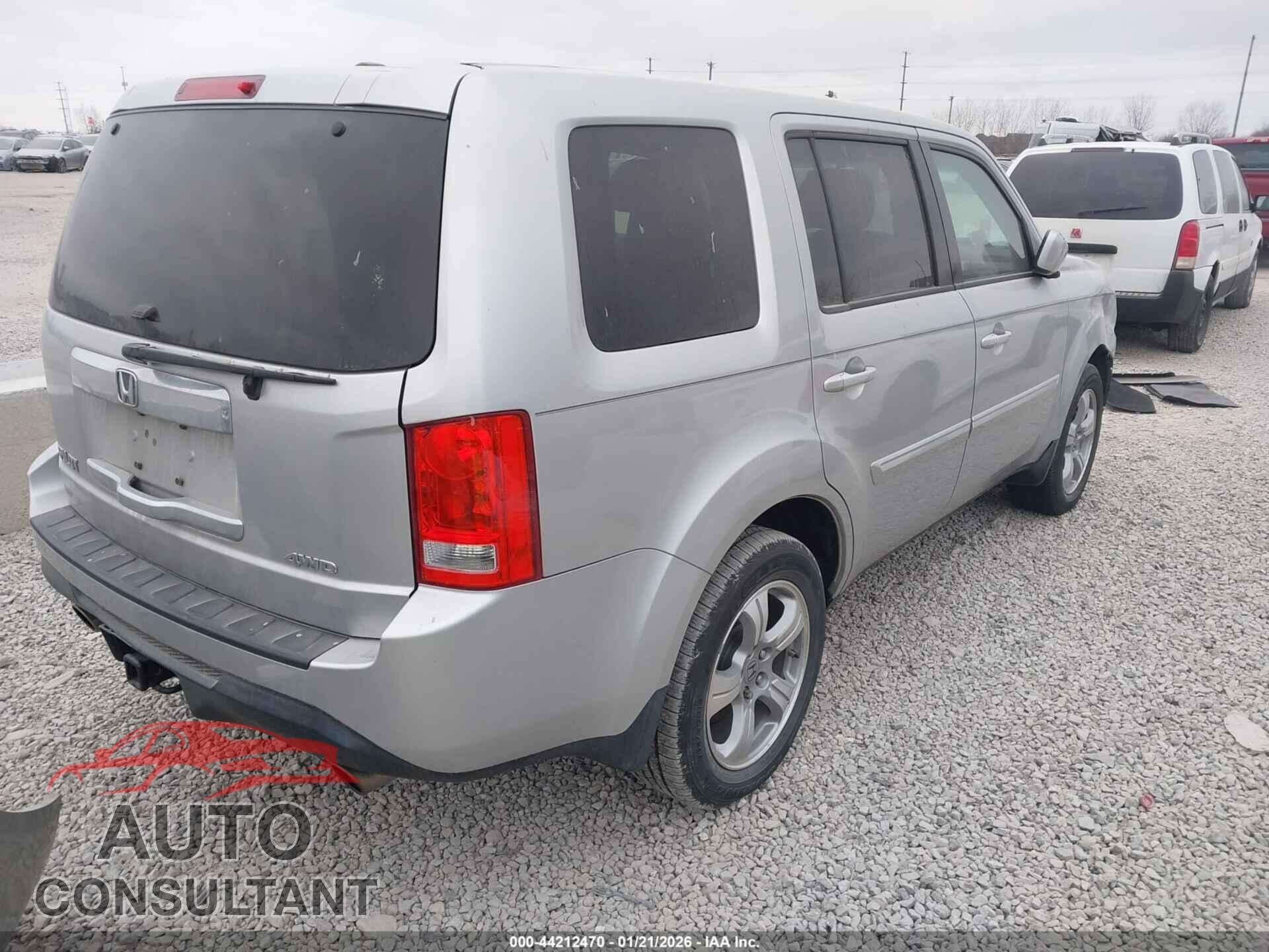 HONDA PILOT 2013 - 5FNYF4H55DB037237