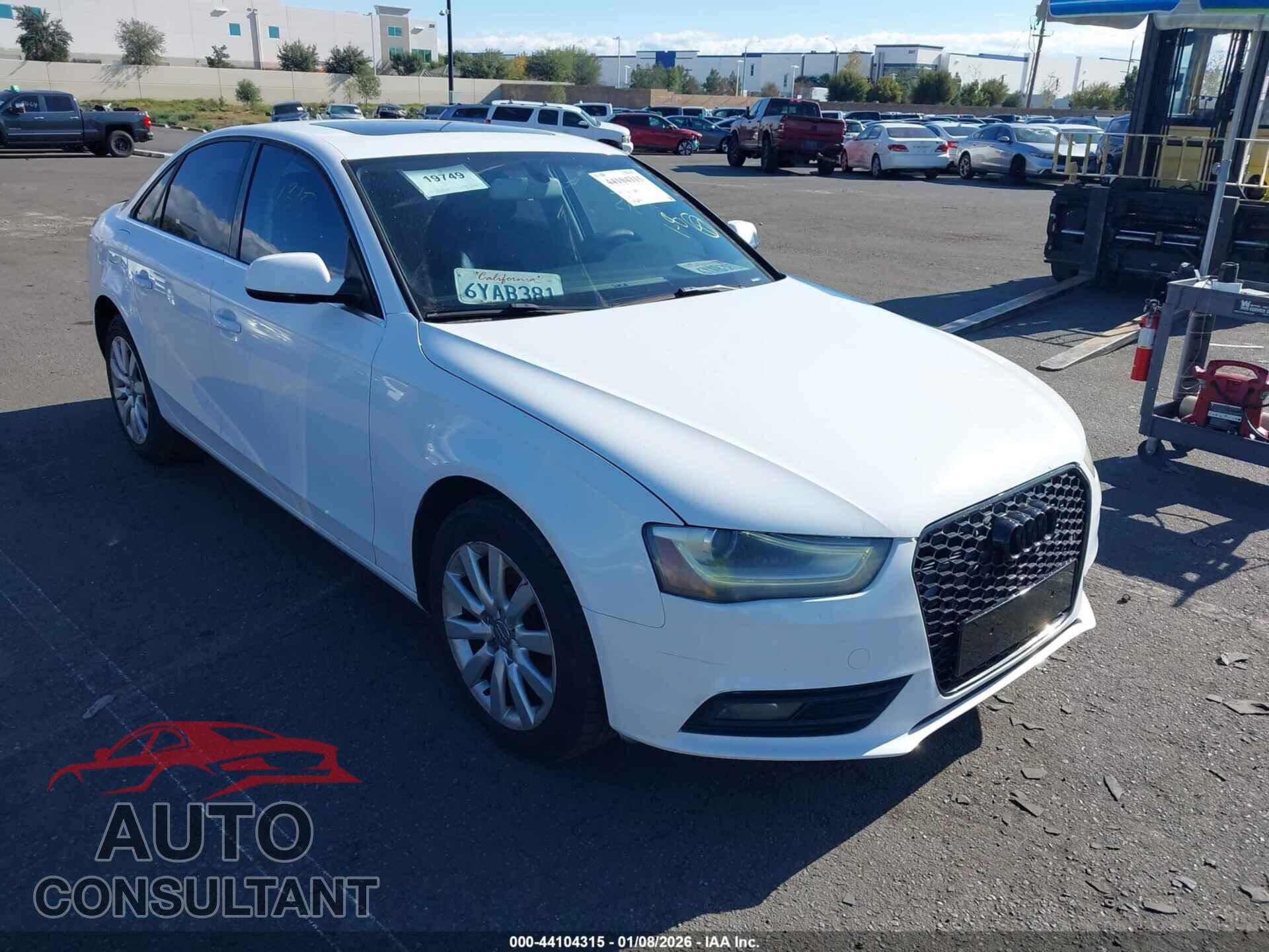 AUDI A4 2013 - WAUBFAFL4DN003956