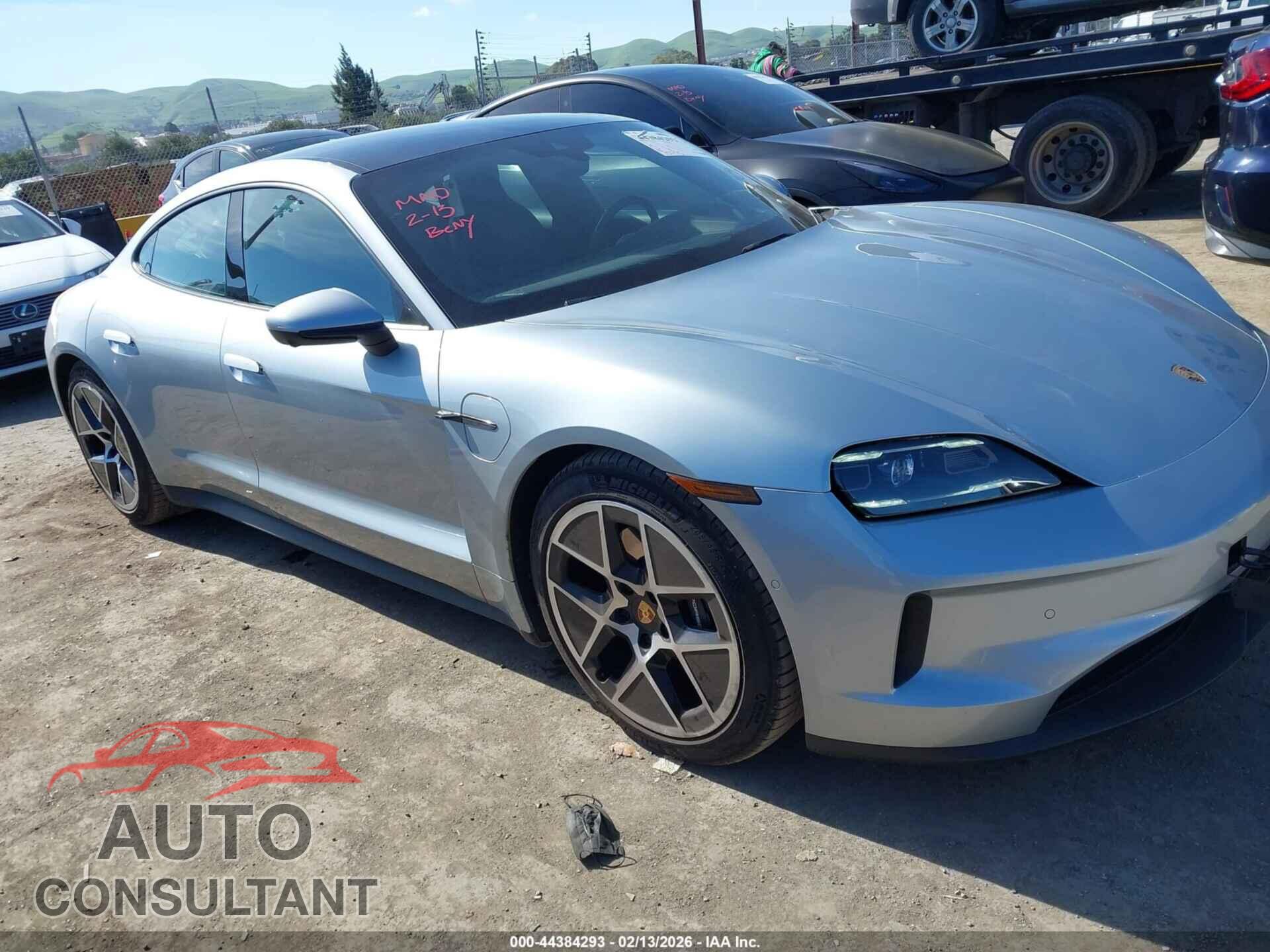 PORSCHE TAYCAN 2025 - WP0AA2Y11SSA09827