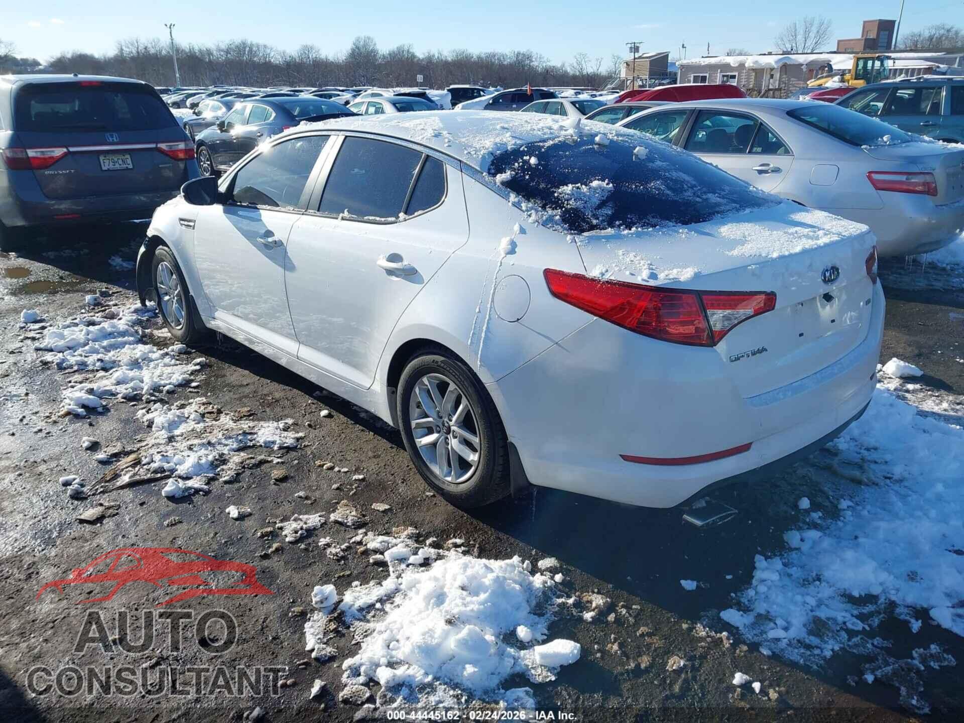 KIA OPTIMA 2011 - KNAGM4A71B5147601