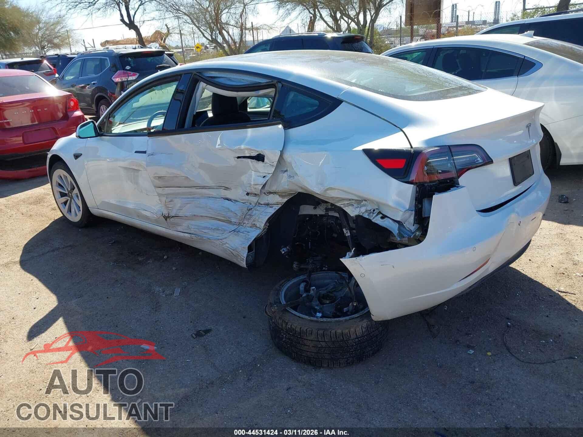 TESLA MODEL 3 2022 - 5YJ3E1EA6NF209130