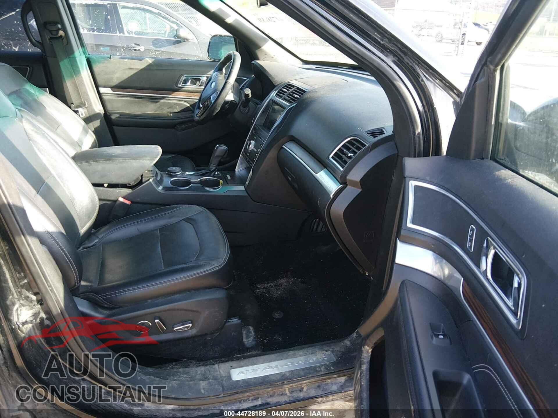 FORD EXPLORER 2017 - 1FM5K8F84HGC52733