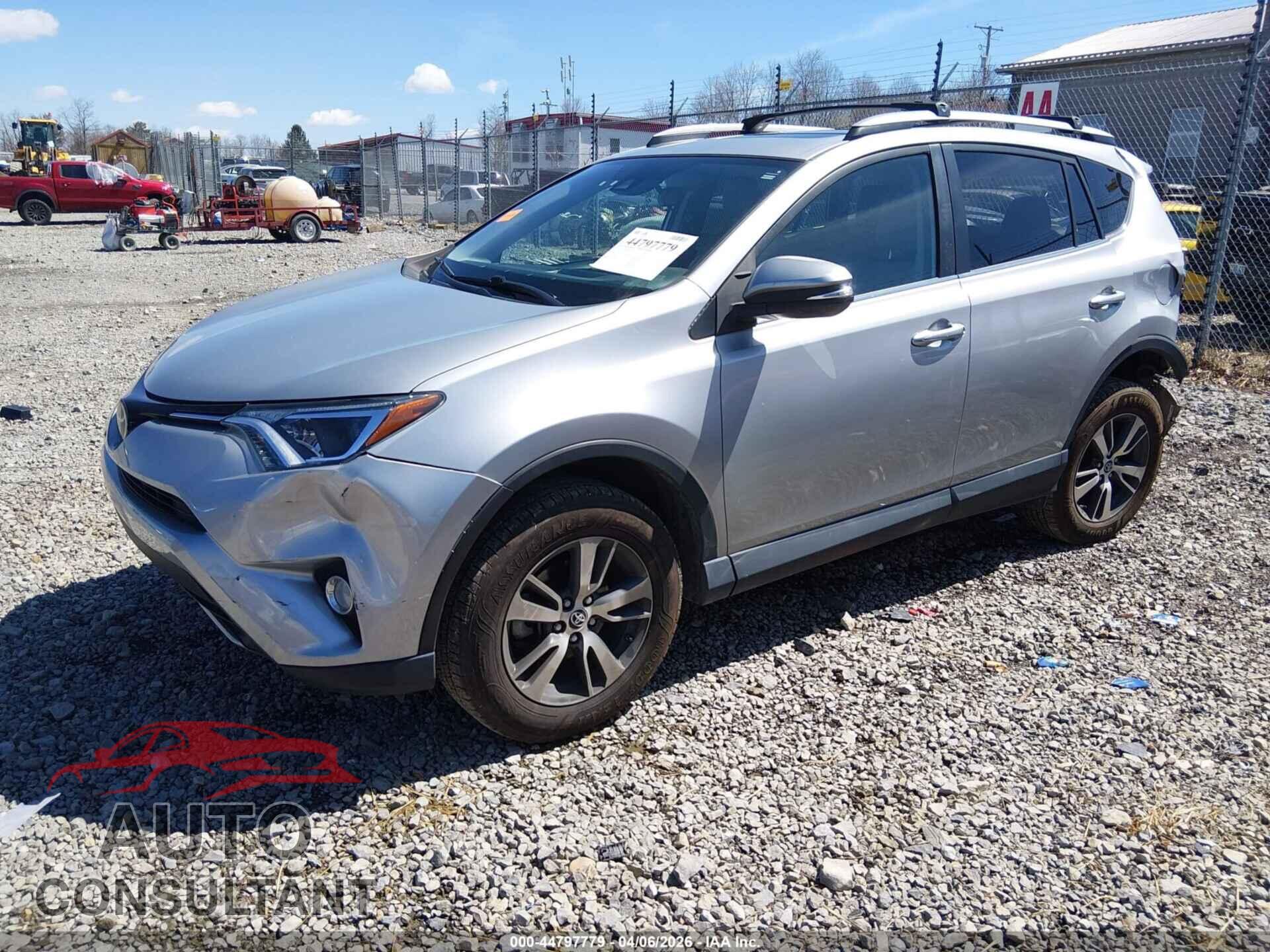 TOYOTA RAV4 2017 - 2T3RFREV2HW663107
