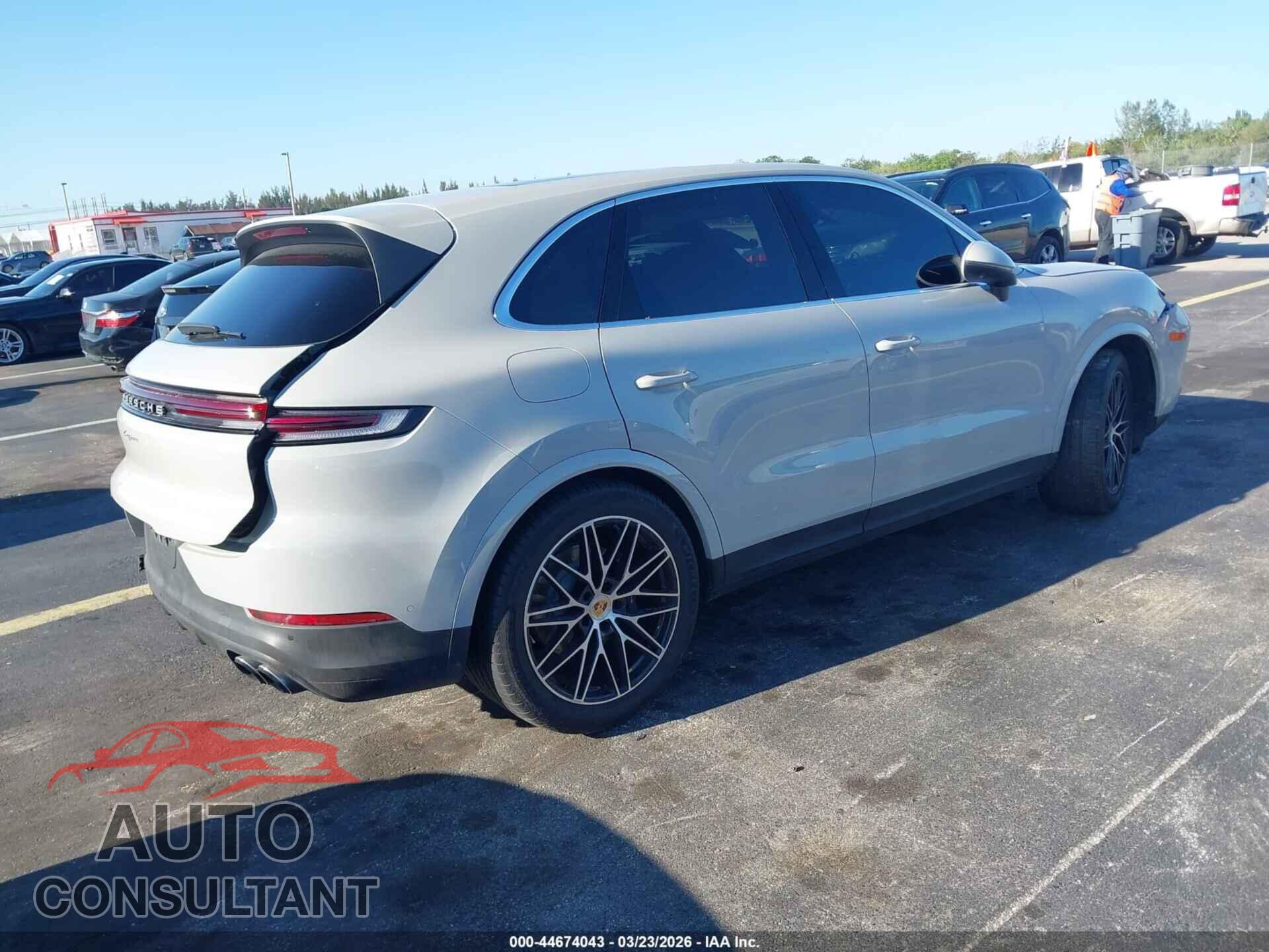 PORSCHE CAYENNE 2024 - WP1AA2AY2RDA10812