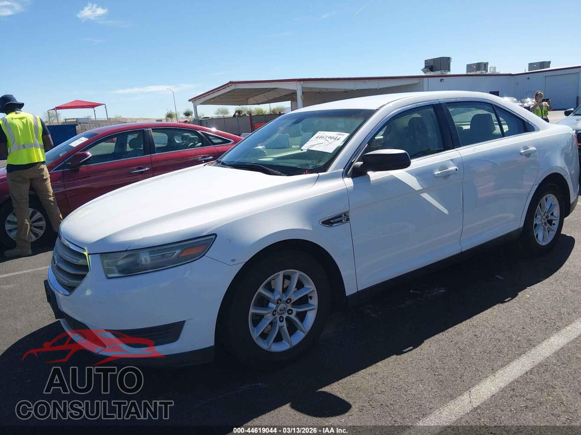 FORD TAURUS 2013 - 1FAHP2D88DG162181