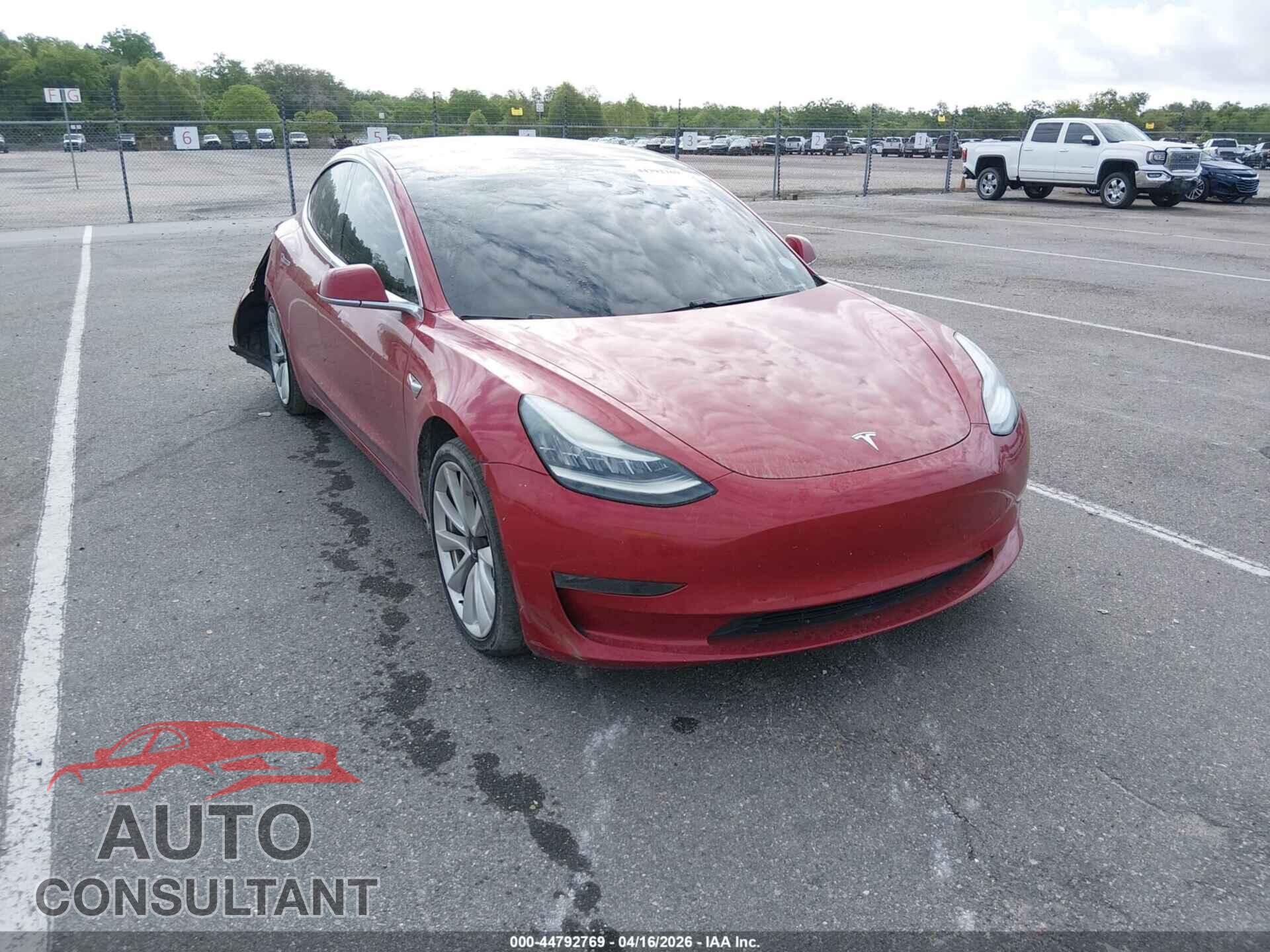 TESLA MODEL 3 2018 - 5YJ3E1EA3JF102952