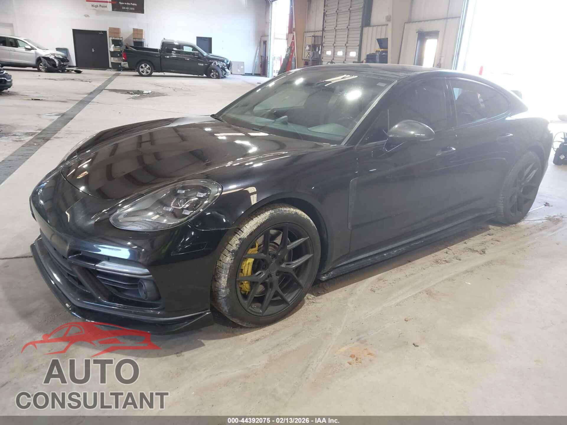 PORSCHE PANAMERA 2017 - WP0AF2A73HL150785
