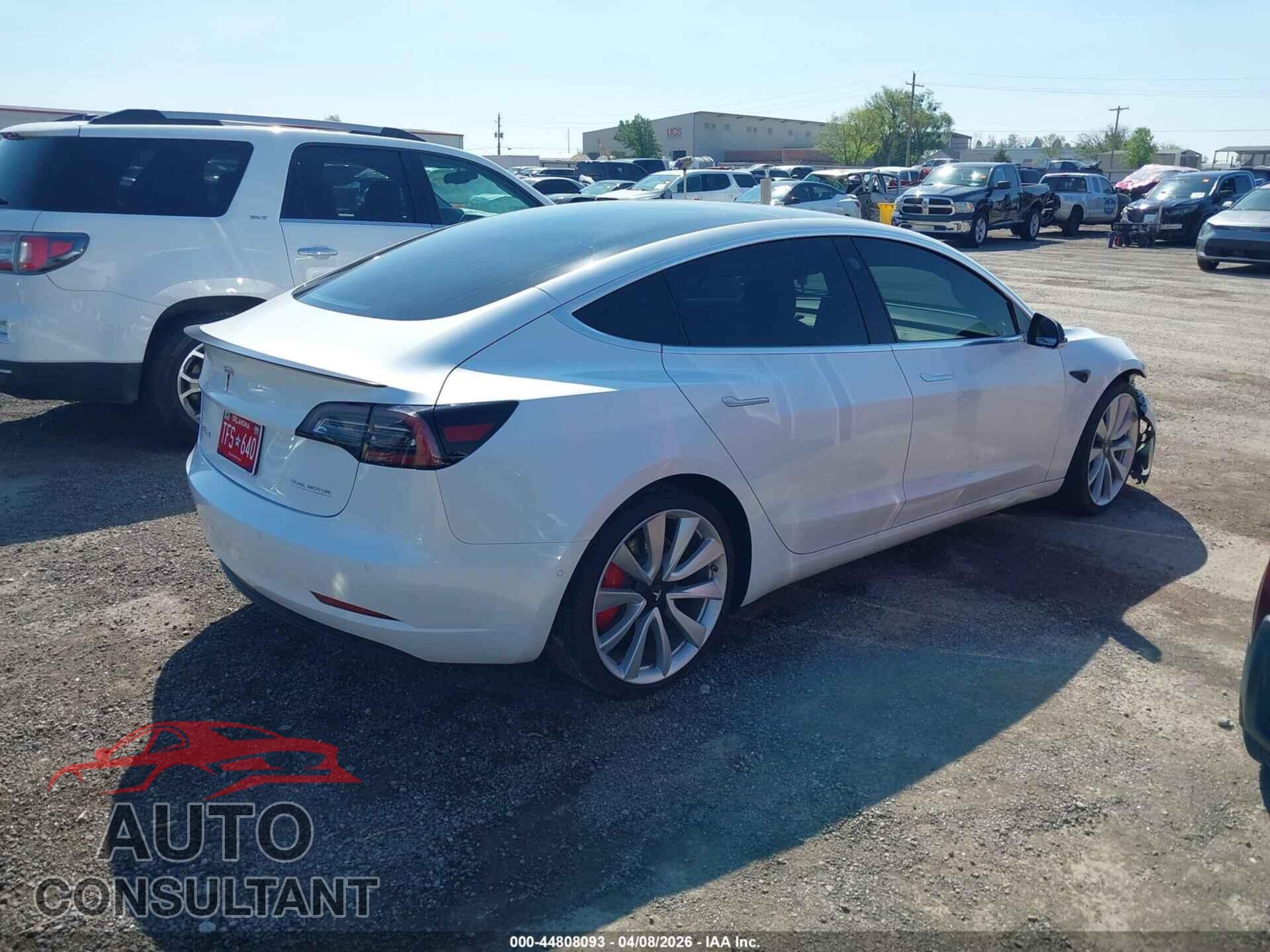 TESLA MODEL 3 2019 - 5YJ3E1EBXKF413661