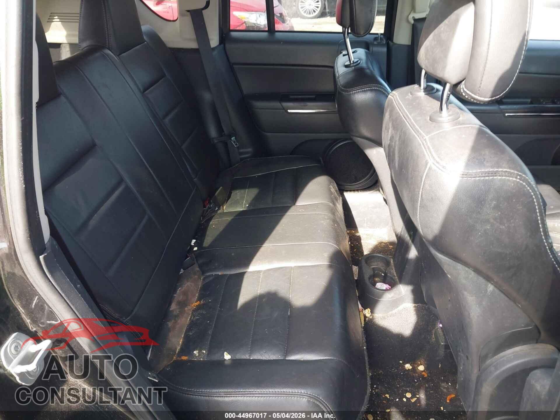 JEEP COMPASS 2011 - 1J4NF5FB2BD163846