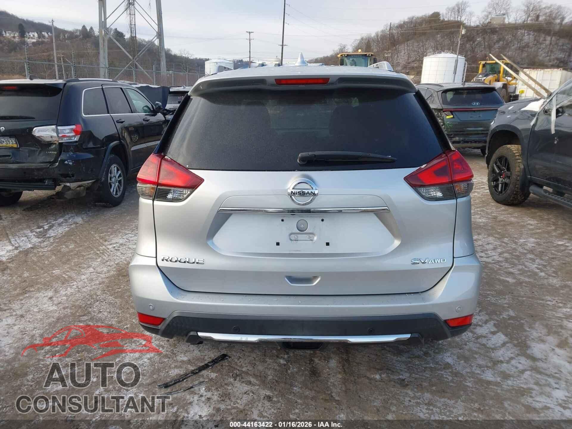 NISSAN ROGUE 2020 - KNMAT2MVXLP542165