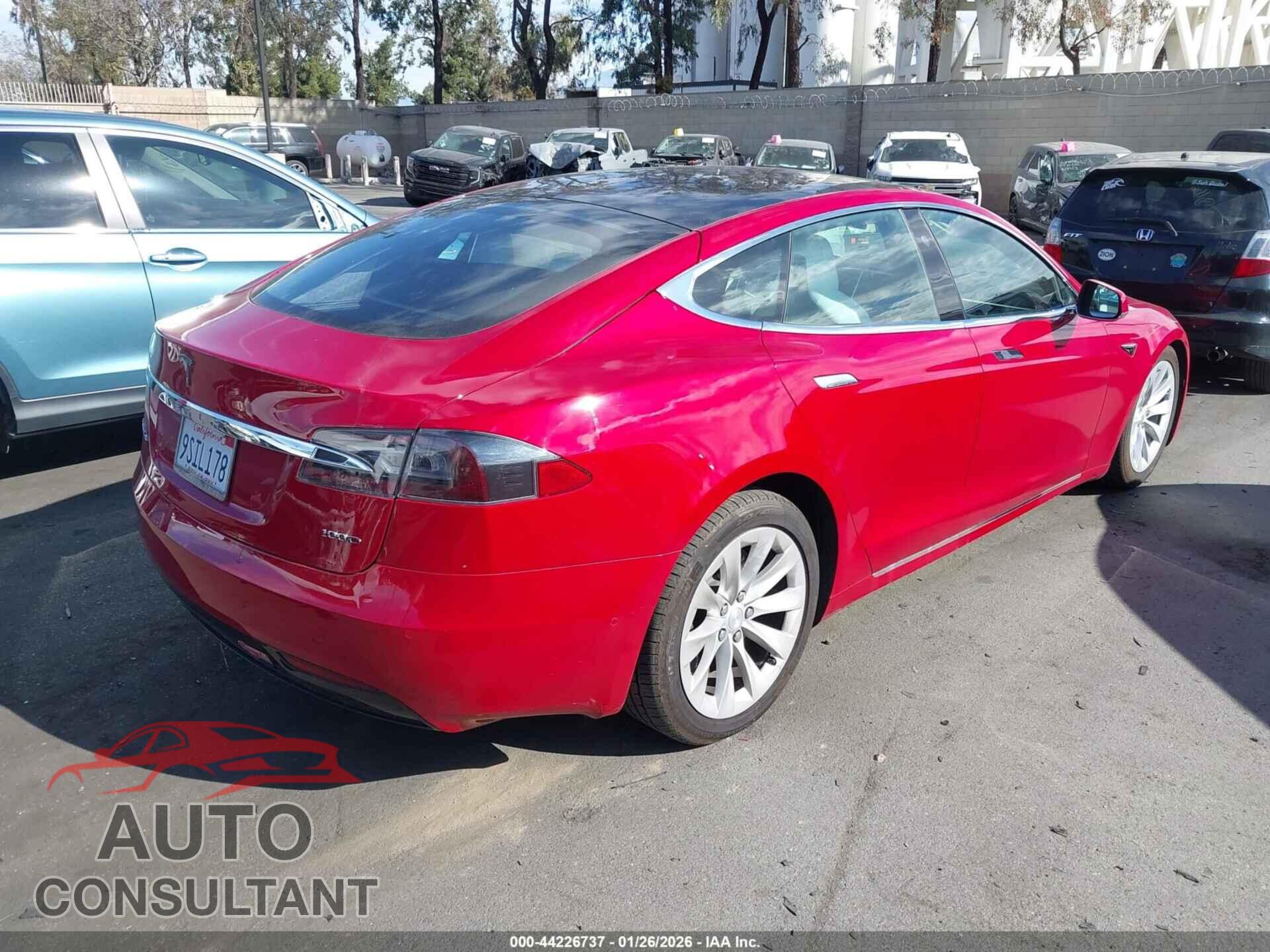 TESLA MODEL S 2017 - 5YJSA1E26HF224554
