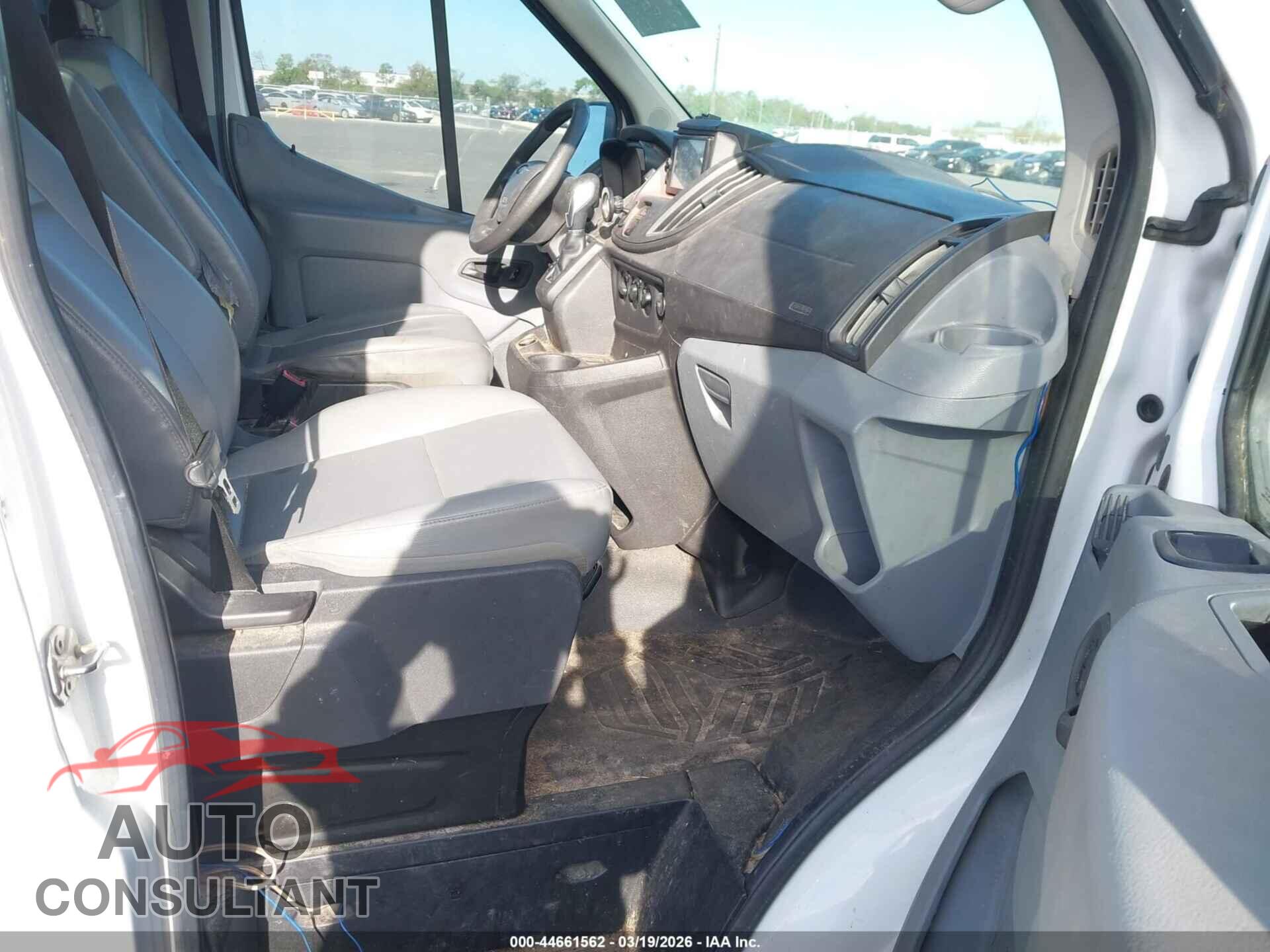FORD TRANSIT-150 2017 - 1FTYE2CM4HKA04955