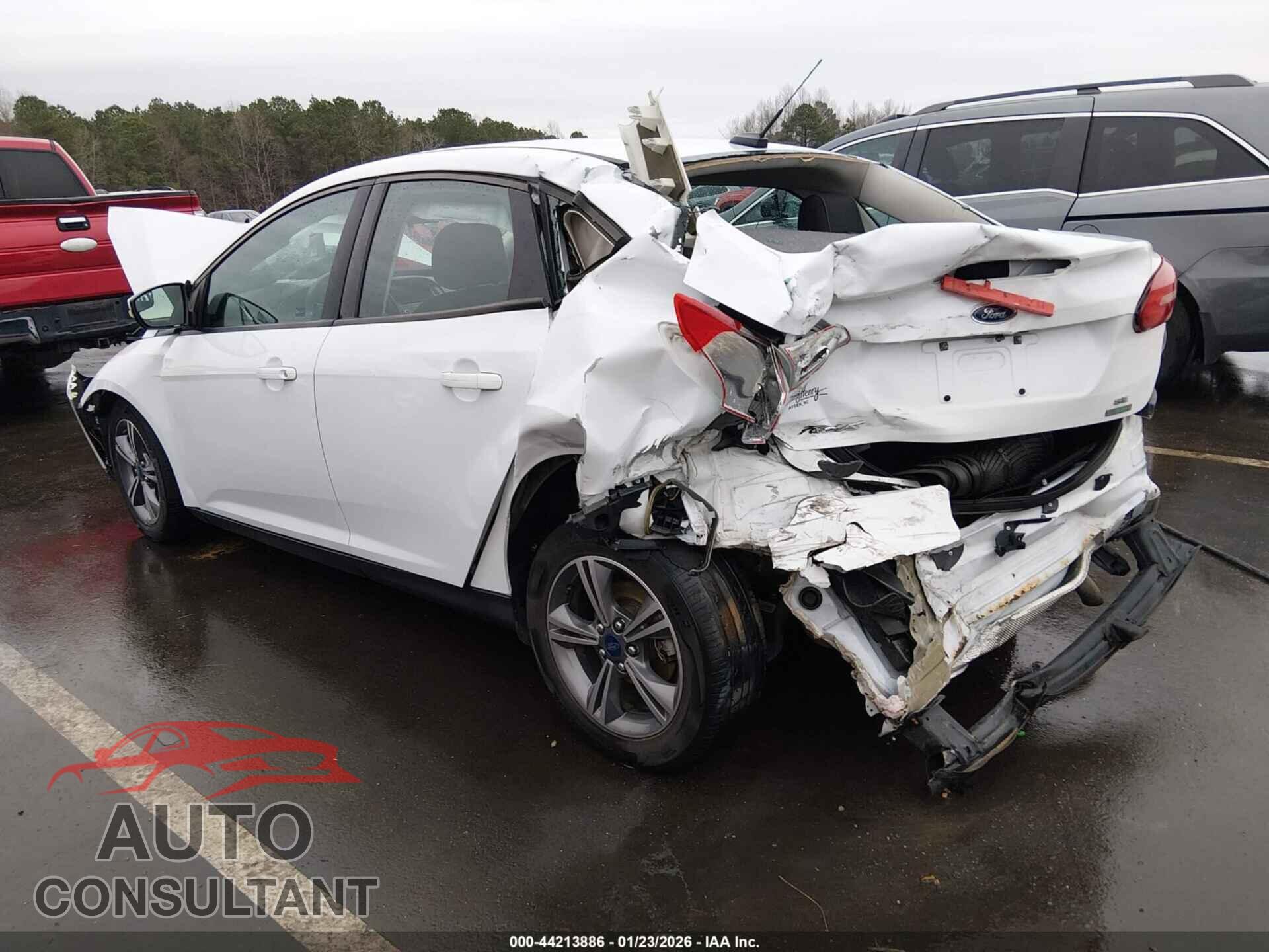FORD FOCUS 2017 - 1FADP3FE2HL311608