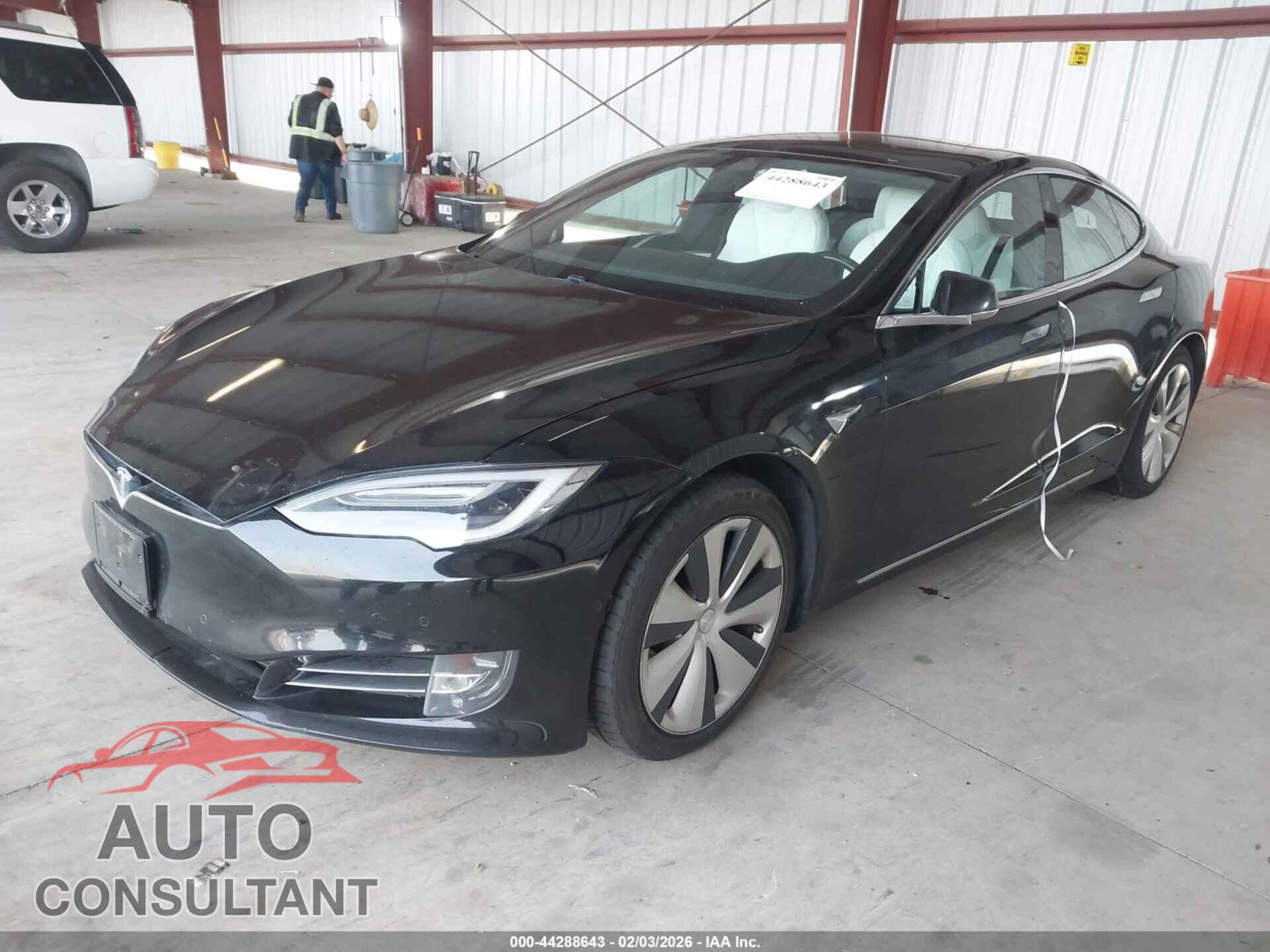 TESLA MODEL S 2020 - 5YJSA1E21LF415291