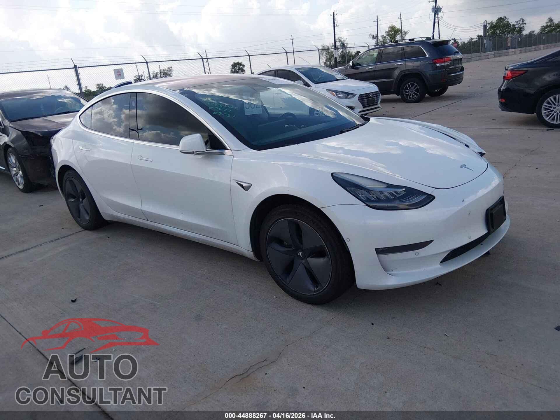 TESLA MODEL 3 2018 - 5YJ3E1EA1JF035221
