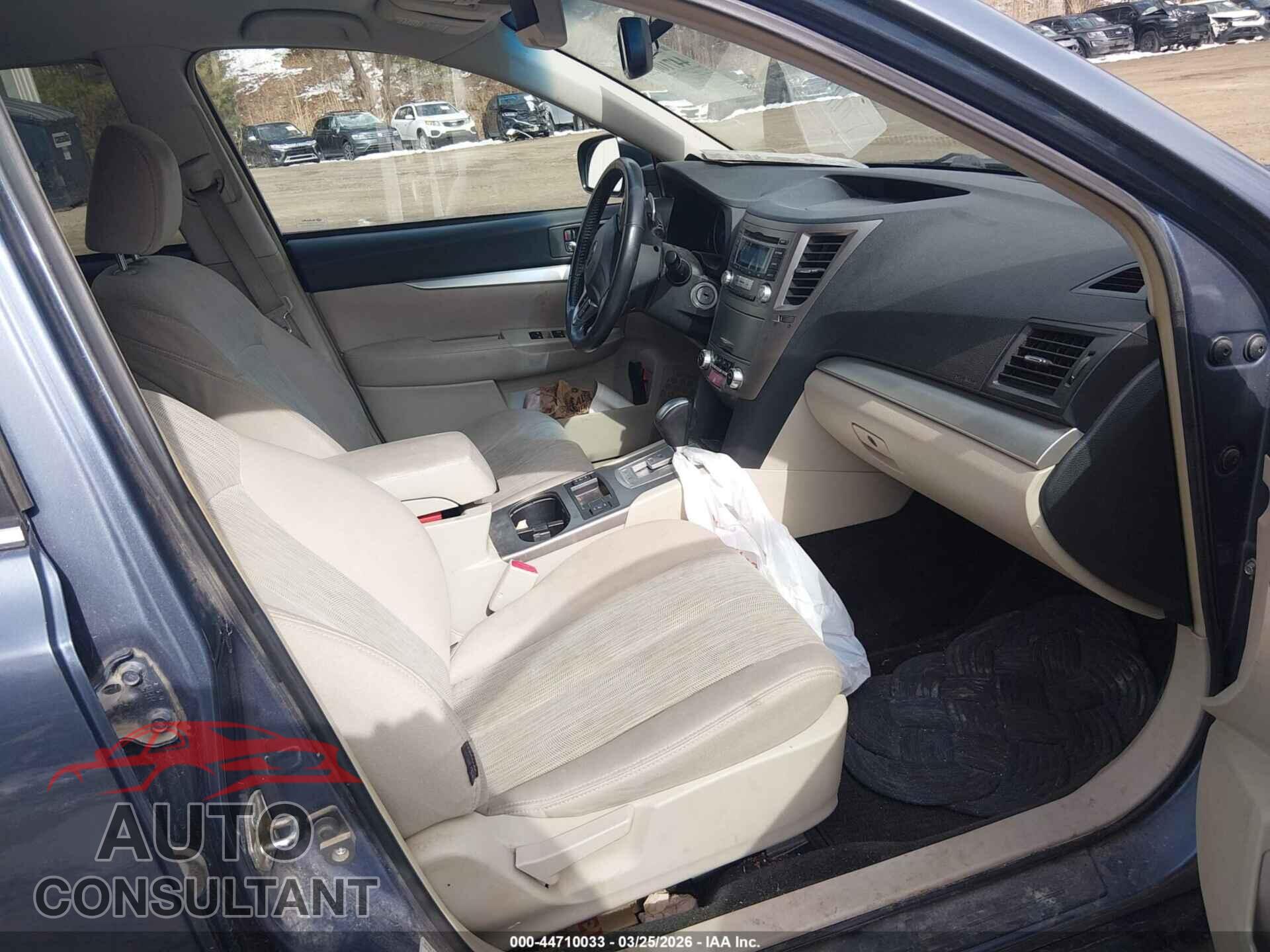 SUBARU OUTBACK 2013 - 4S4BRBCC7D3203810