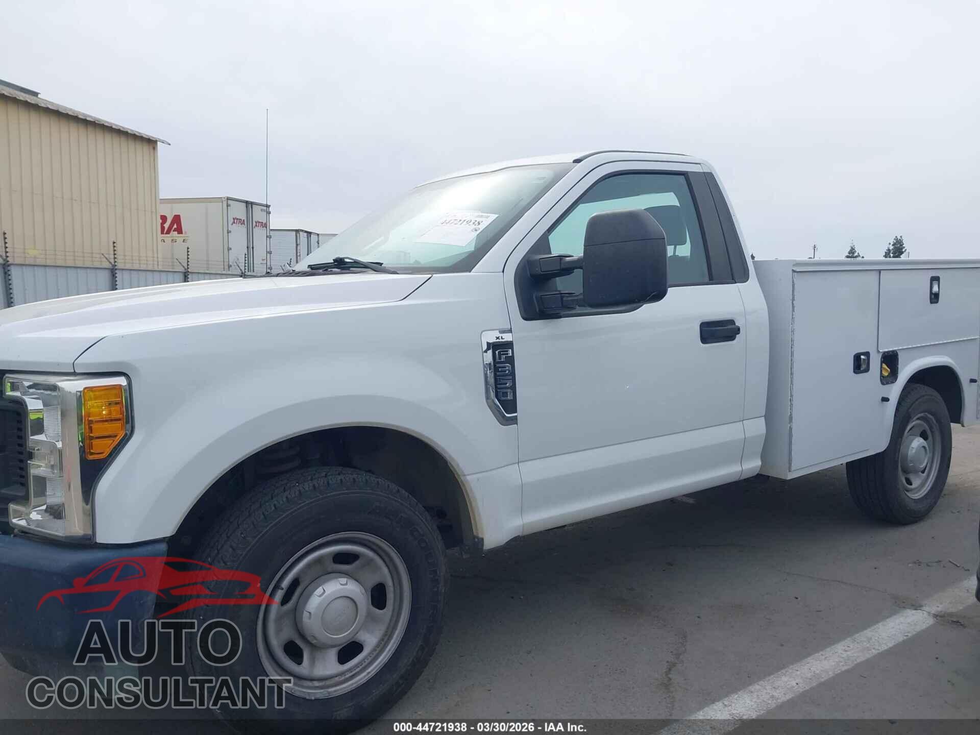 FORD F-350 2017 - 1FDRF3A65HEE07283