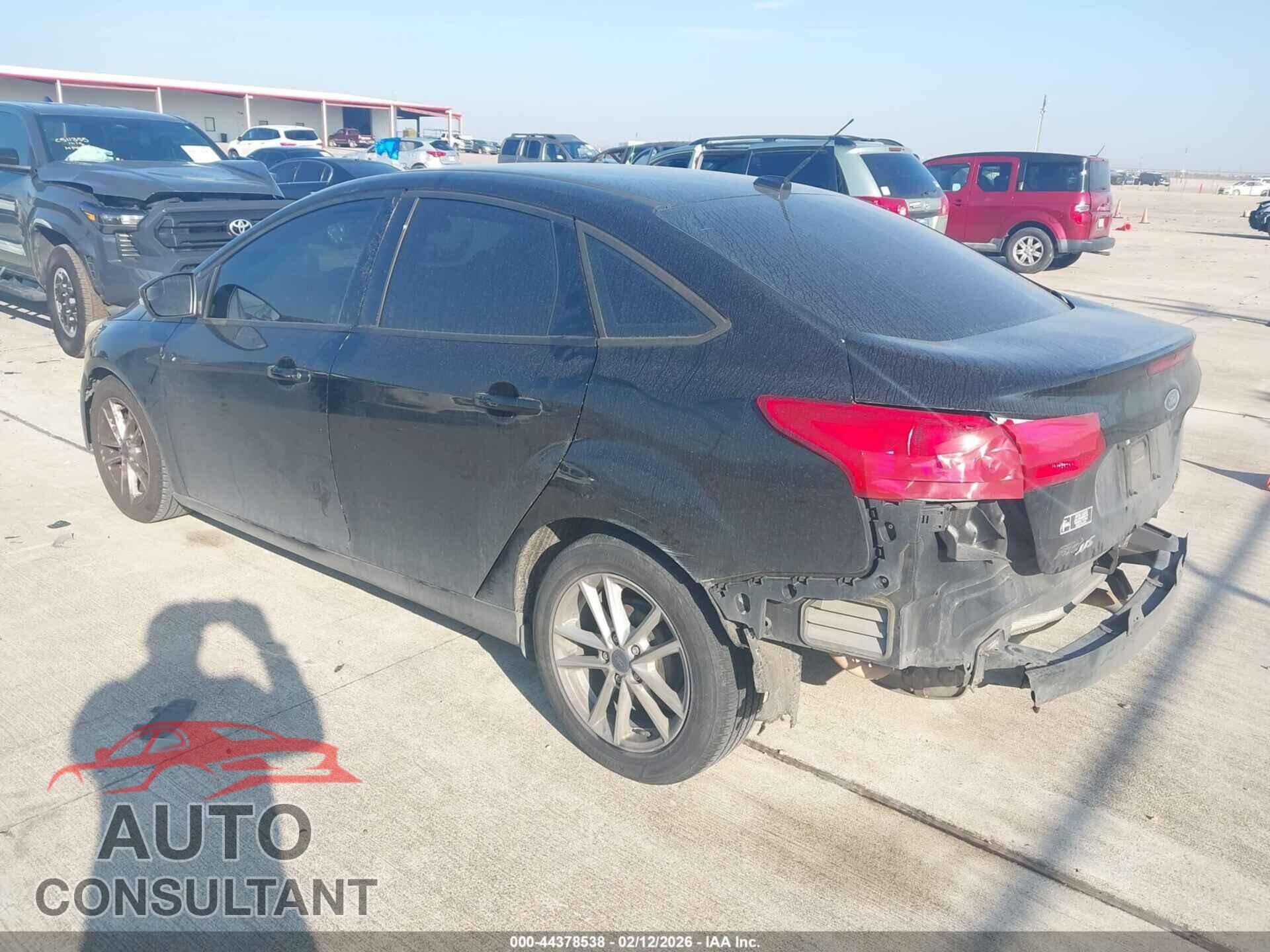 FORD FOCUS 2016 - 1FADP3F28GL267523