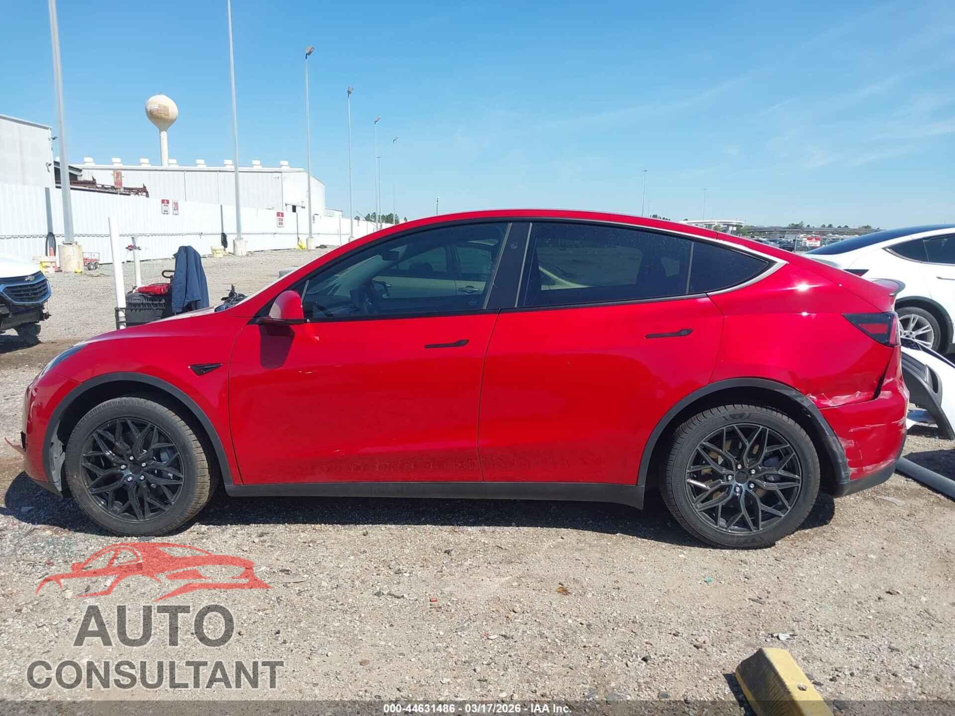 TESLA MODEL Y 2023 - 7SAYGDED2PF958525