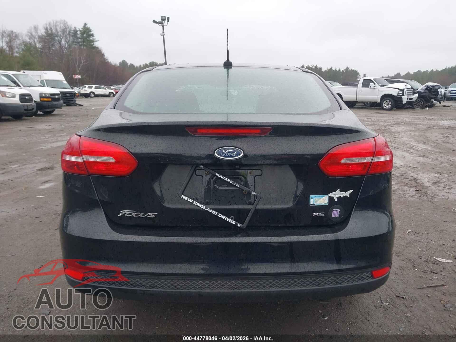 FORD FOCUS 2016 - 1FADP3F29GL256403