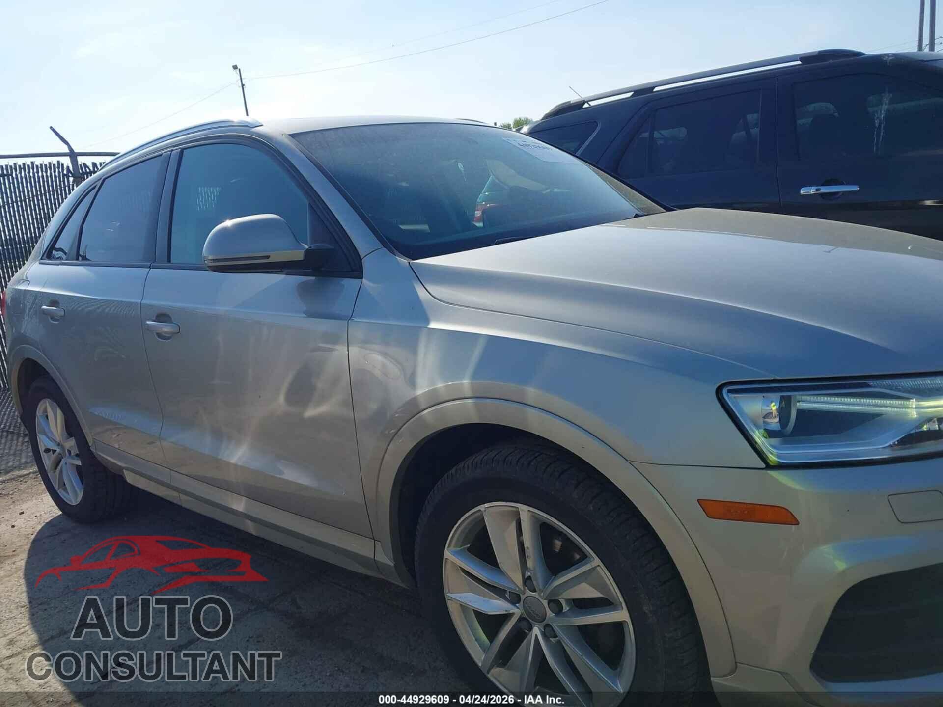 AUDI Q3 2017 - WA1ECCFS8HR014172
