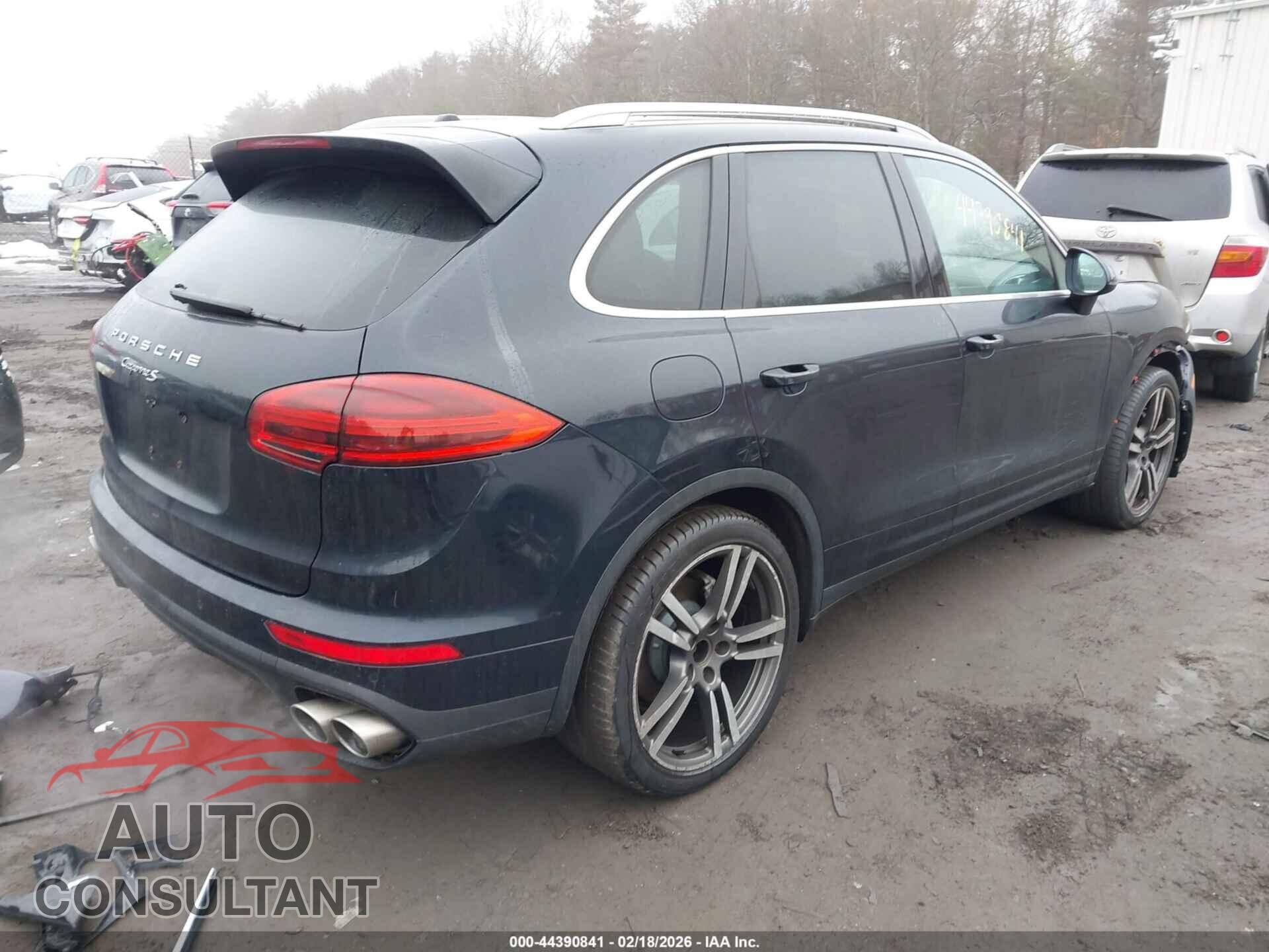 PORSCHE CAYENNE 2017 - WP1AB2A22HLA51650
