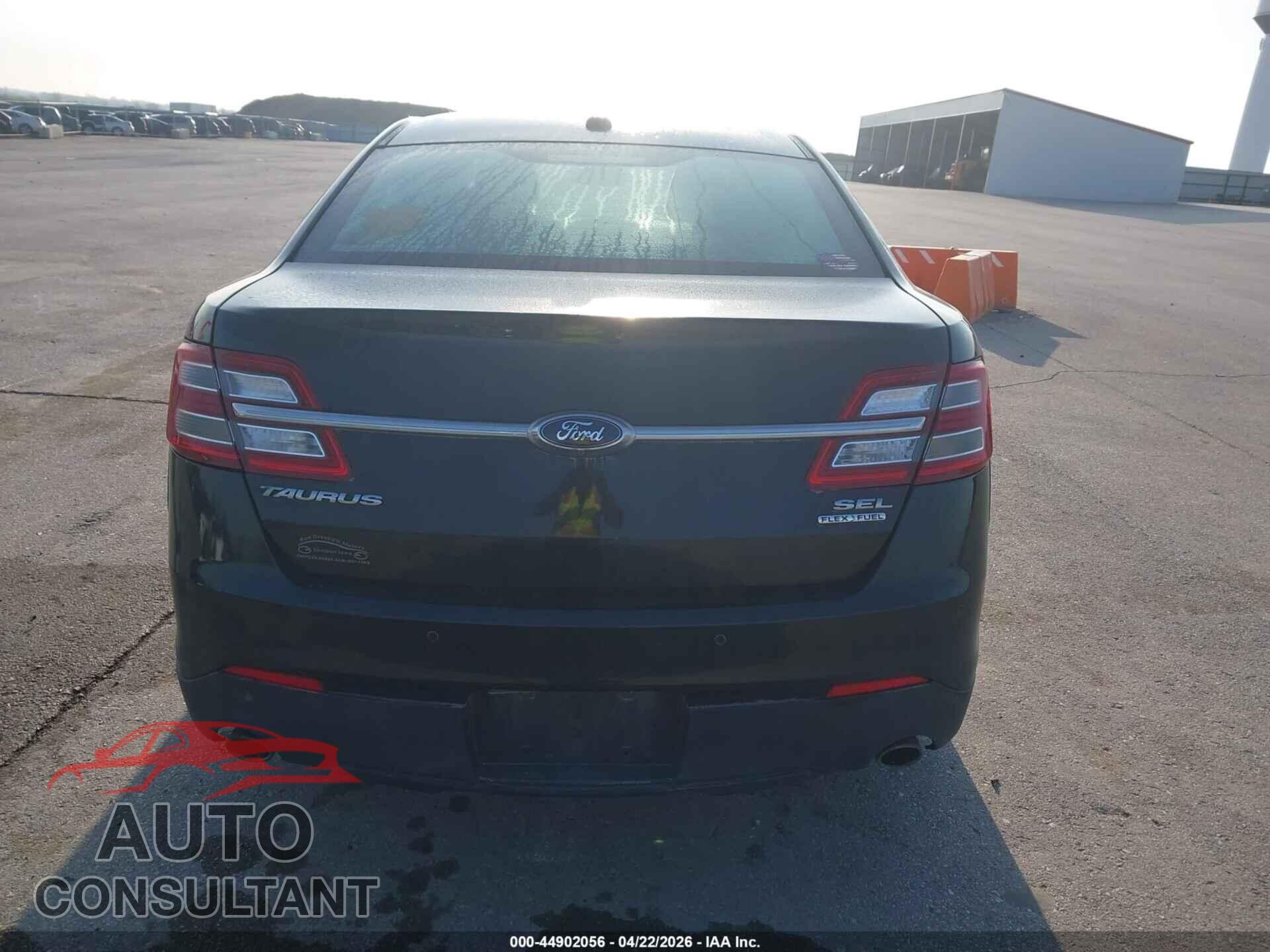 FORD TAURUS 2014 - 1FAHP2E81EG137929