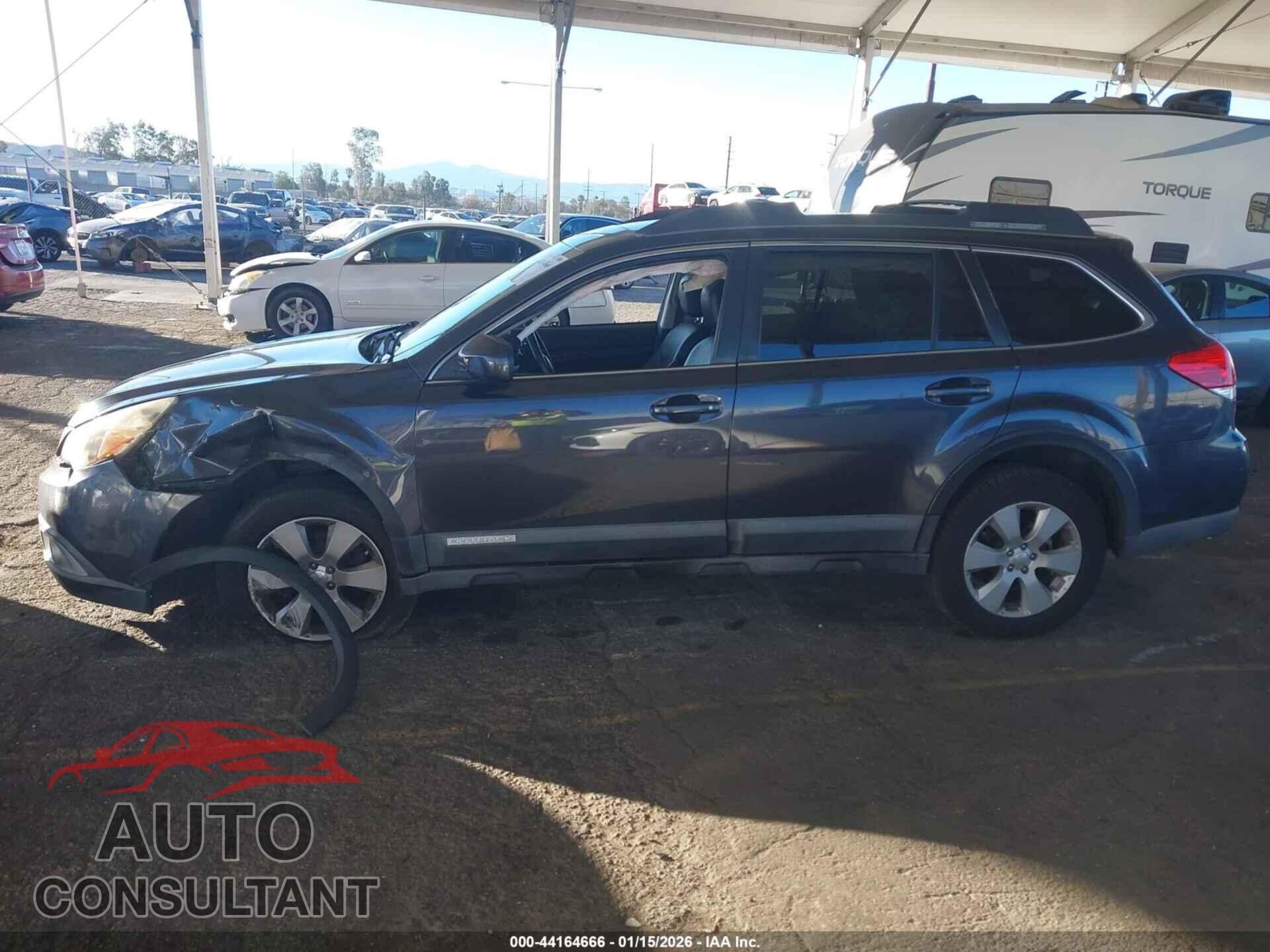 SUBARU OUTBACK 2011 - 4S4BRBKC8B3356582