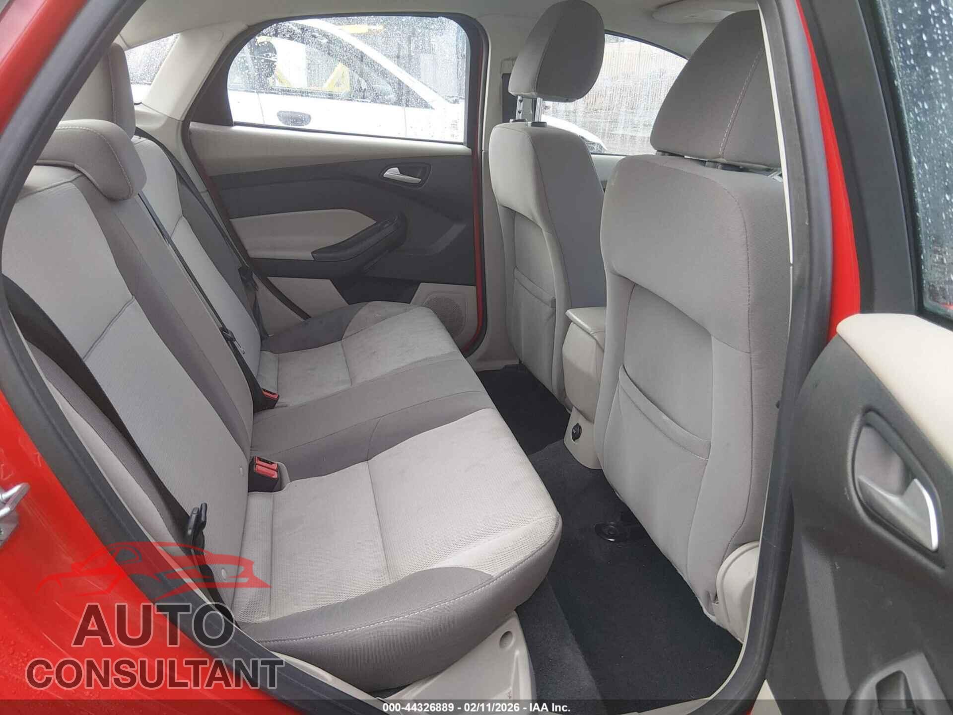 FORD FOCUS 2014 - 1FADP3F23EL192887