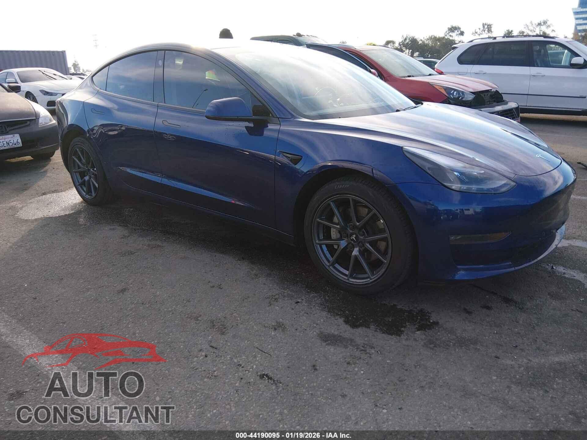 TESLA MODEL 3 2021 - 5YJ3E1EB0MF939879
